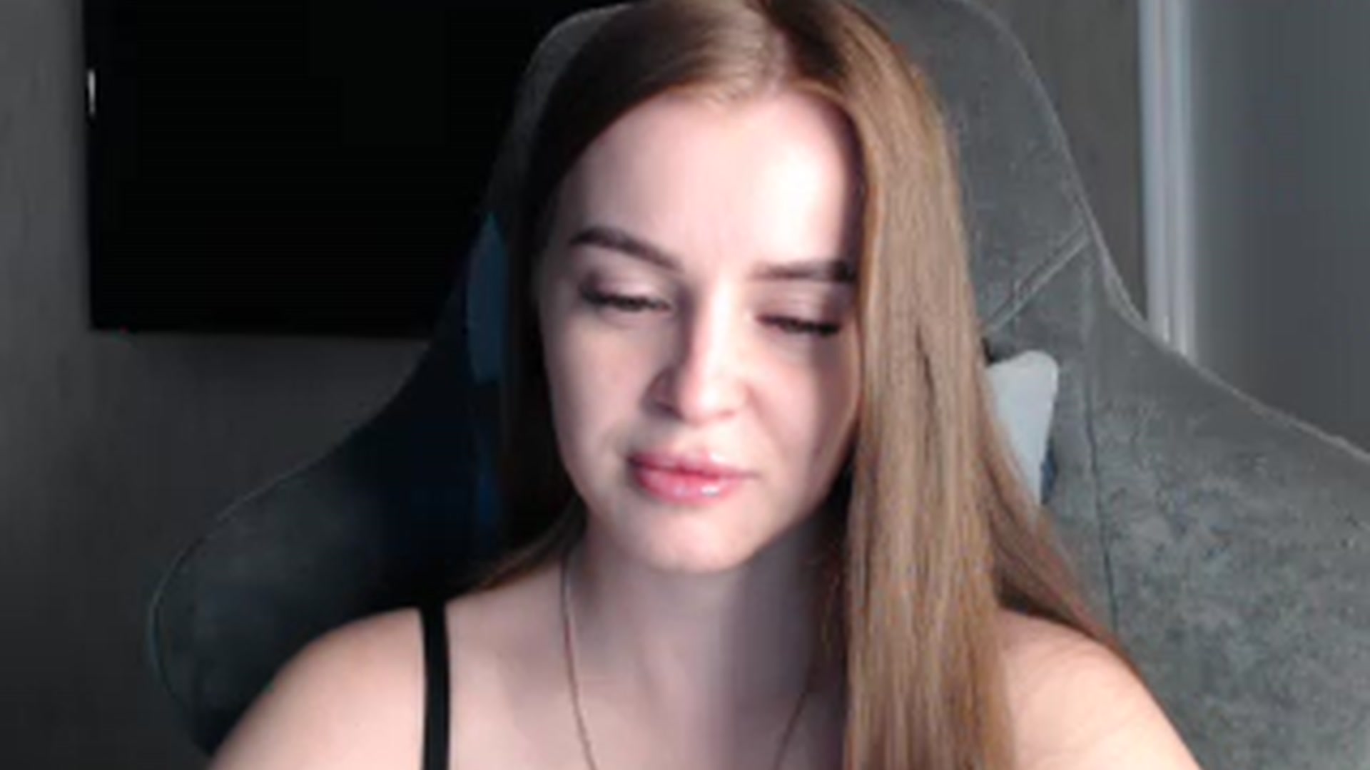 Gallery image thumbnail from BitsyMia's myfreecams stream on, 08/11/2024, 05:46 image 2 of 20