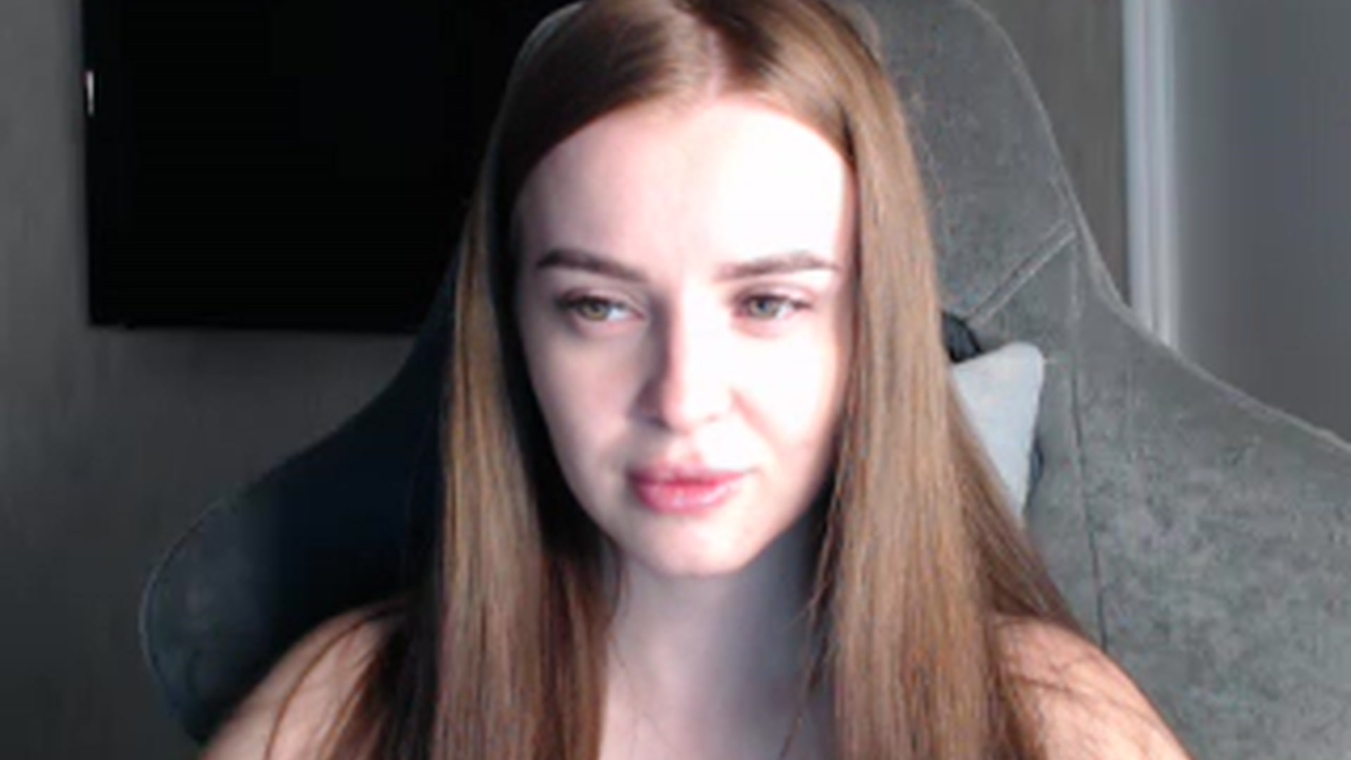 Gallery image thumbnail from BitsyMia's myfreecams stream on, 08/11/2024, 05:46 image 6 of 20