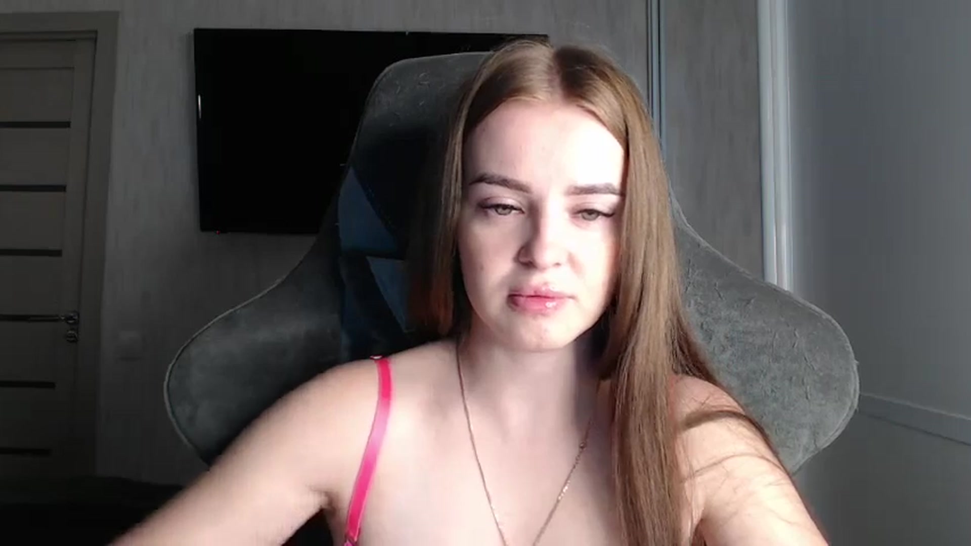 Gallery image thumbnail from BitsyMia's myfreecams stream on, 08/12/2024, 04:57 image 4 of 20