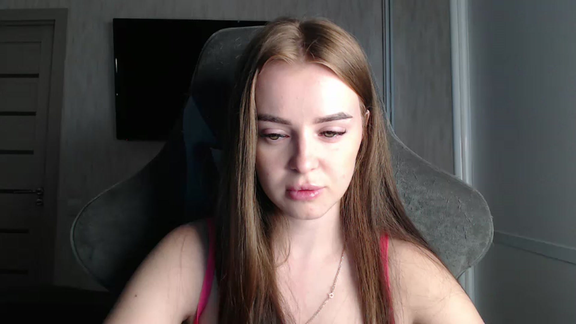 Gallery image thumbnail from BitsyMia's myfreecams stream on, 08/12/2024, 05:14 image 14 of 20