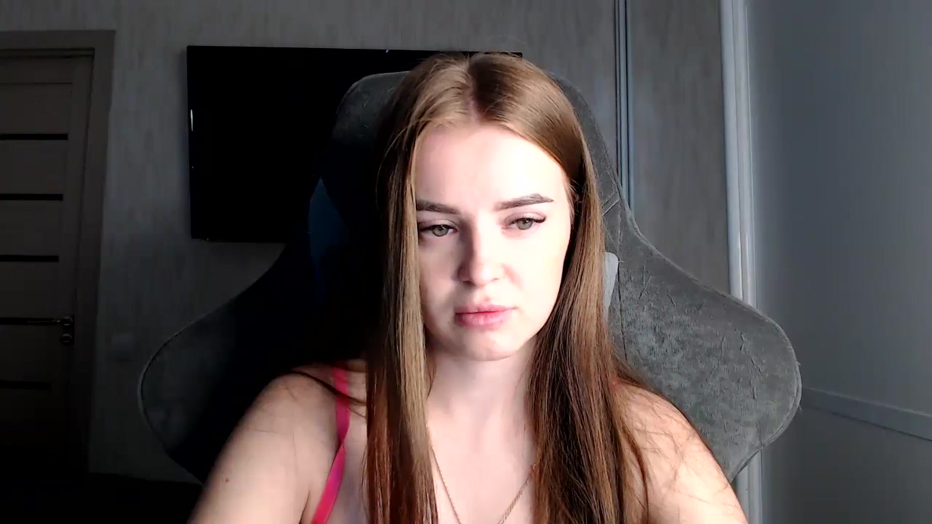 Gallery image thumbnail from BitsyMia's myfreecams stream on, 08/12/2024, 05:57 image 14 of 20