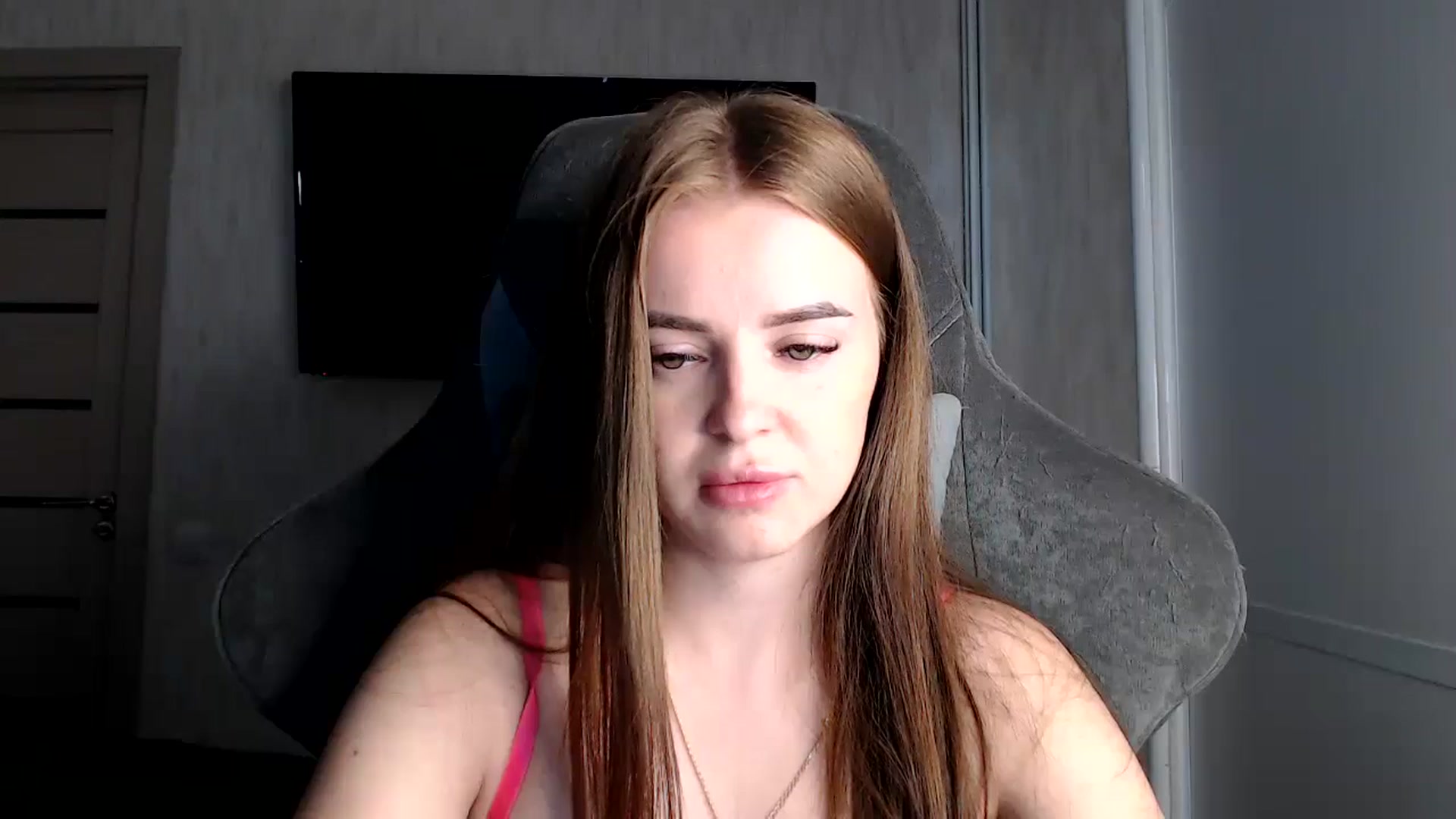 Gallery image thumbnail from BitsyMia's myfreecams stream on, 08/12/2024, 05:57 image 19 of 20