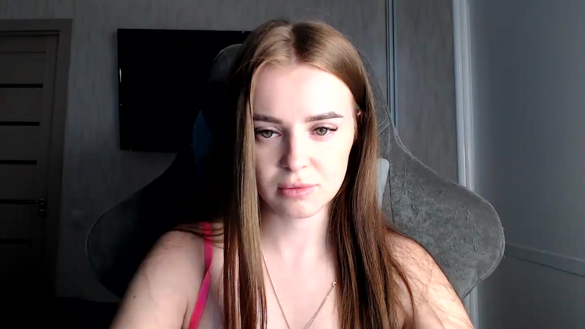 Gallery image thumbnail from BitsyMia's myfreecams stream on, 08/12/2024, 05:57 image 11 of 20