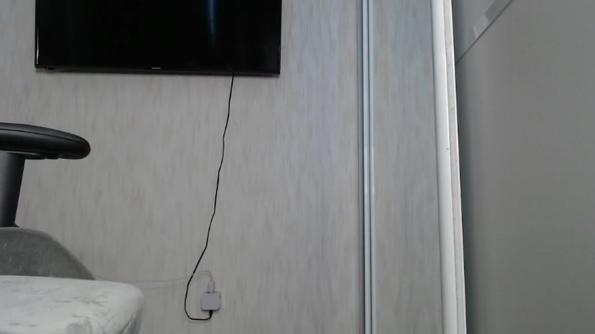 Gallery image thumbnail from BitsyMia's myfreecams stream on, 08/14/2024, 05:38 image 13 of 20