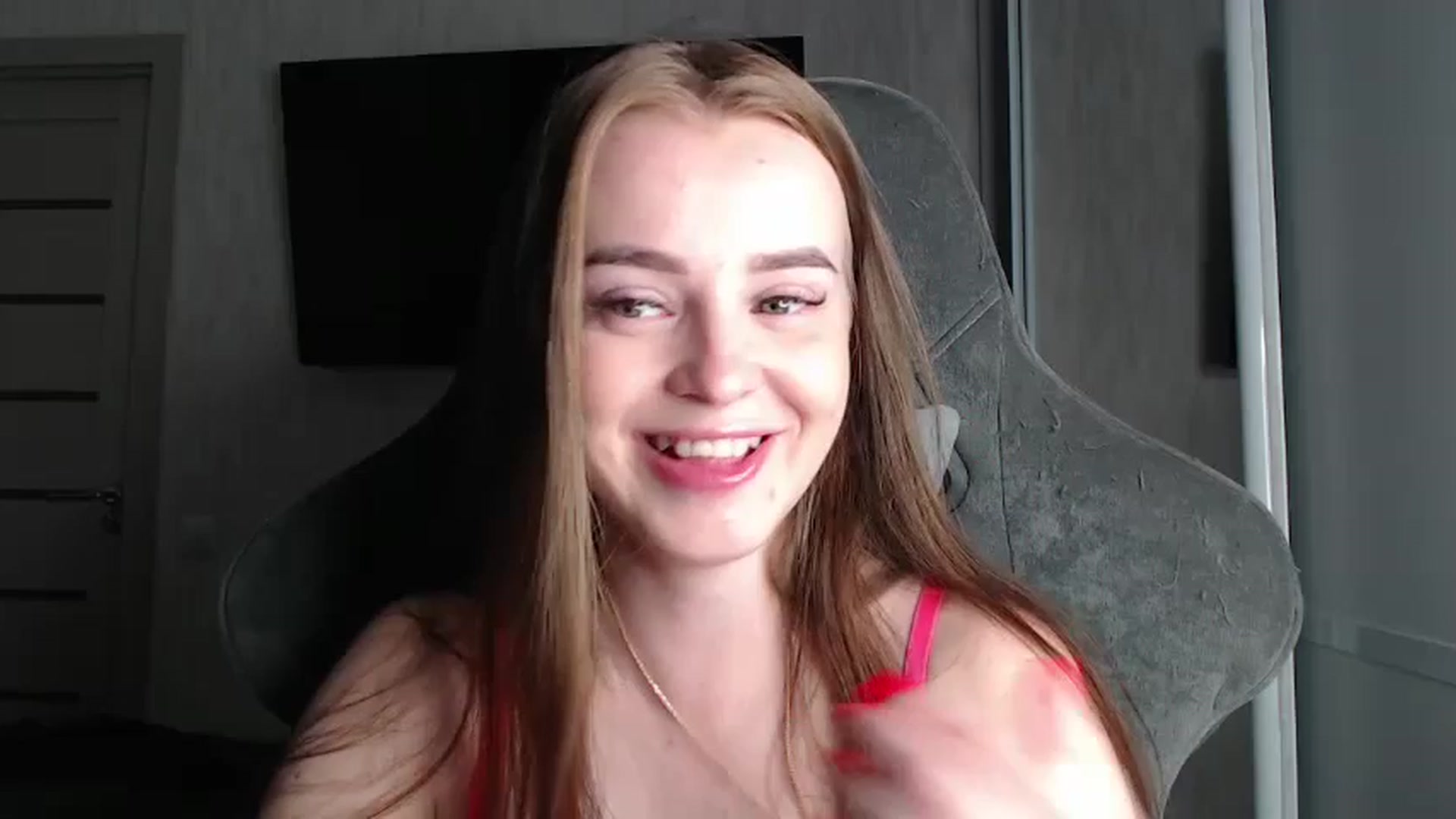 Gallery image thumbnail from BitsyMia's myfreecams stream on, 08/17/2024, 05:57 image 11 of 20