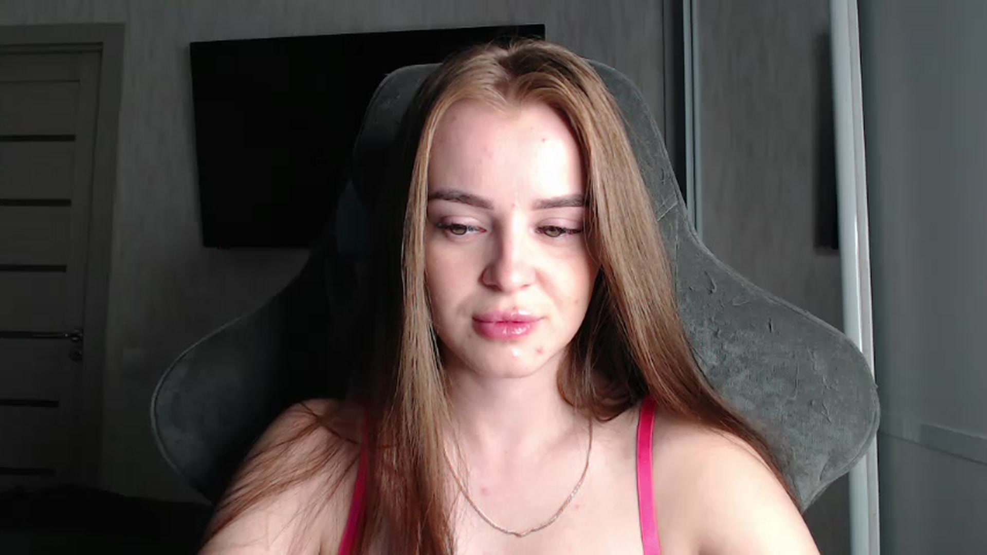 Gallery image thumbnail from BitsyMia's myfreecams stream on, 08/17/2024, 05:57 image 10 of 20