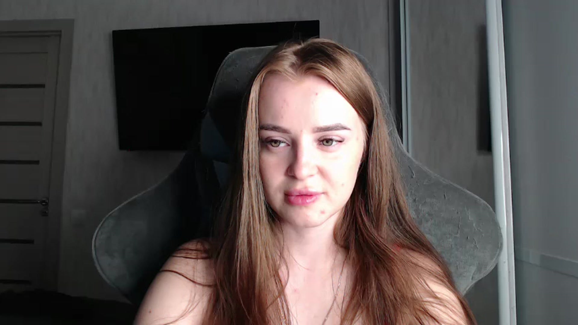 Gallery image thumbnail from BitsyMia's myfreecams stream on, 08/17/2024, 05:57 image 16 of 20