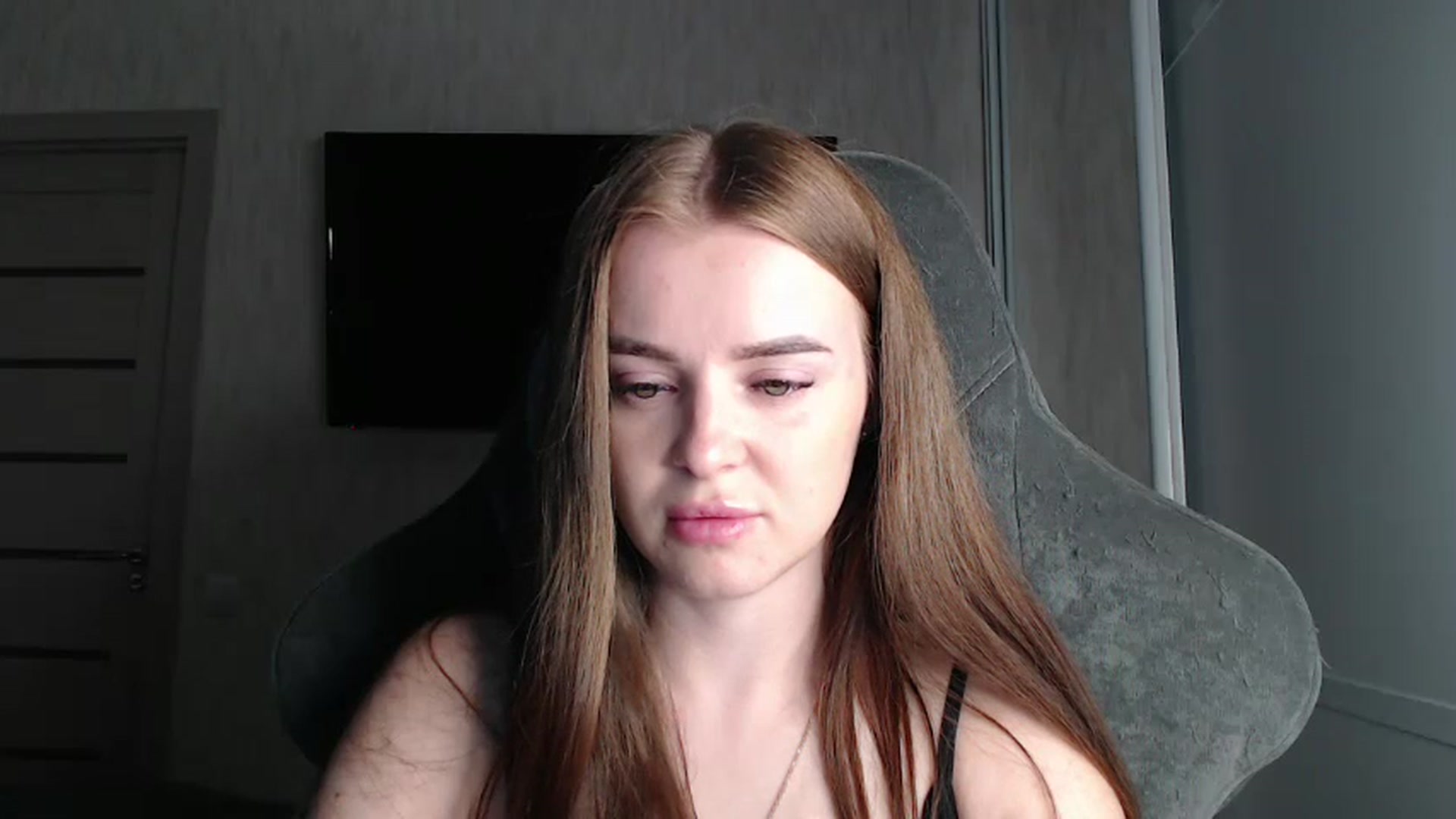 Gallery image thumbnail from BitsyMia's myfreecams stream on, 08/20/2024, 05:51 image 12 of 20