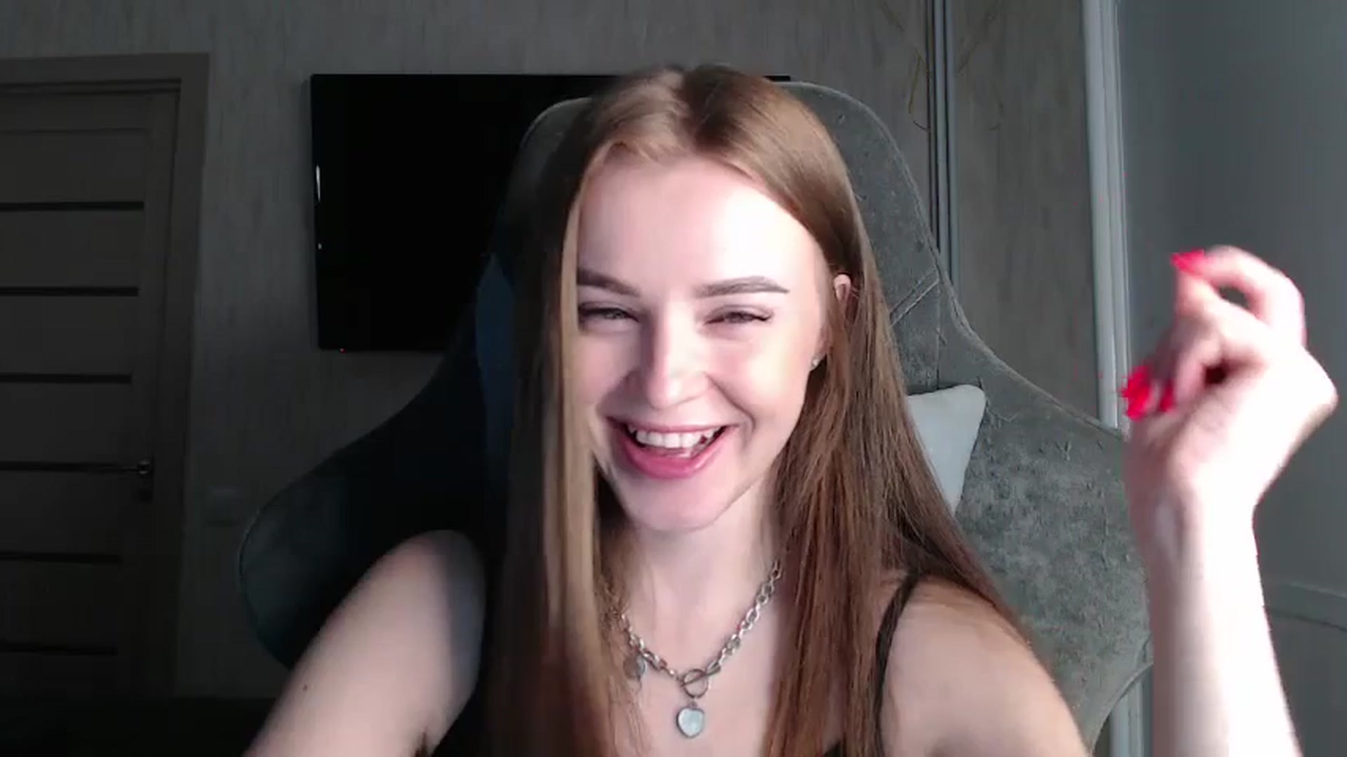 Gallery image thumbnail from BitsyMia's myfreecams stream on, 08/22/2024, 05:34 image 13 of 20