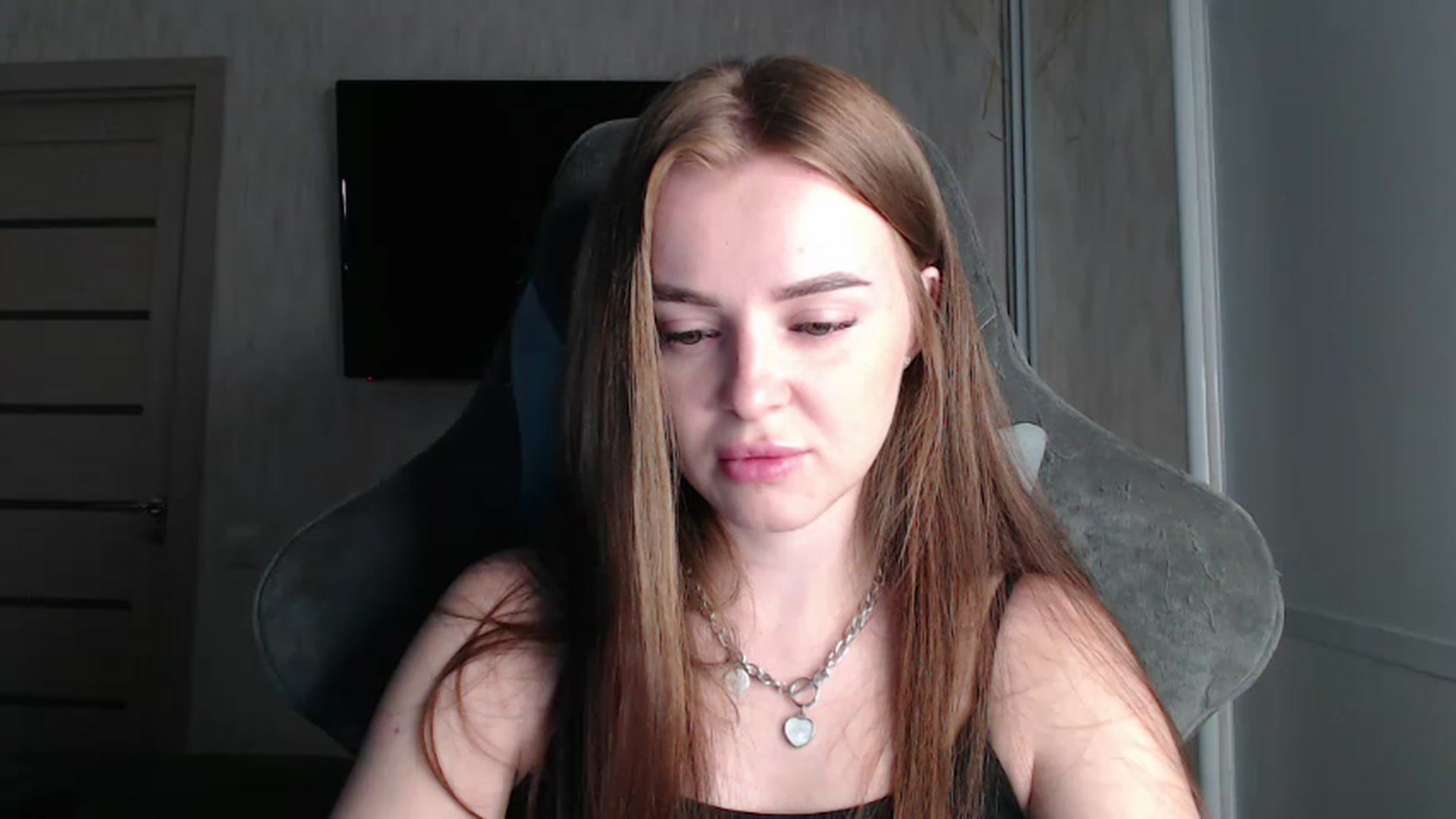 Gallery image thumbnail from BitsyMia's myfreecams stream on, 08/22/2024, 05:34 image 20 of 20