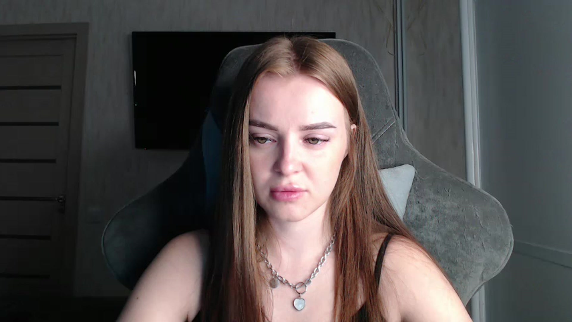 Gallery image thumbnail from BitsyMia's myfreecams stream on, 08/22/2024, 05:34 image 11 of 20
