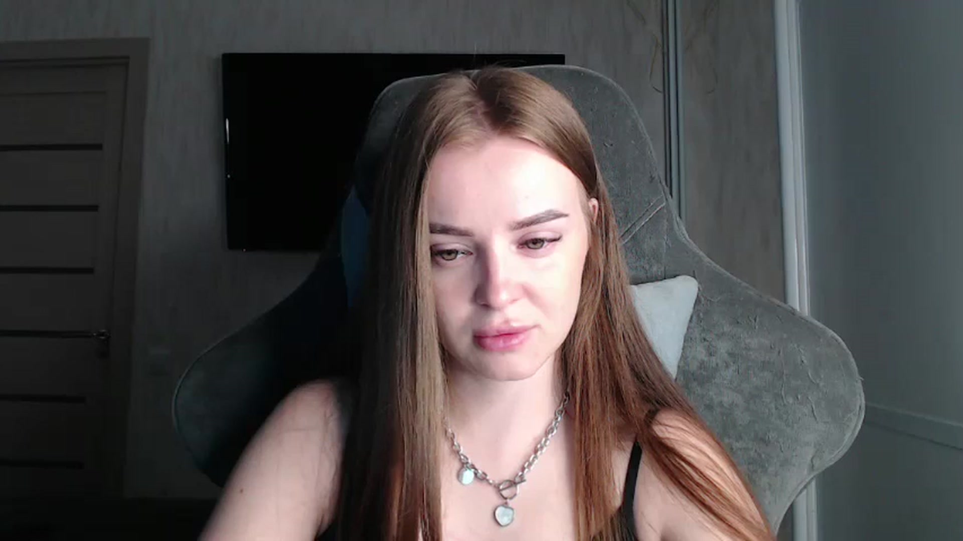 Gallery image thumbnail from BitsyMia's myfreecams stream on, 08/22/2024, 05:34 image 8 of 20