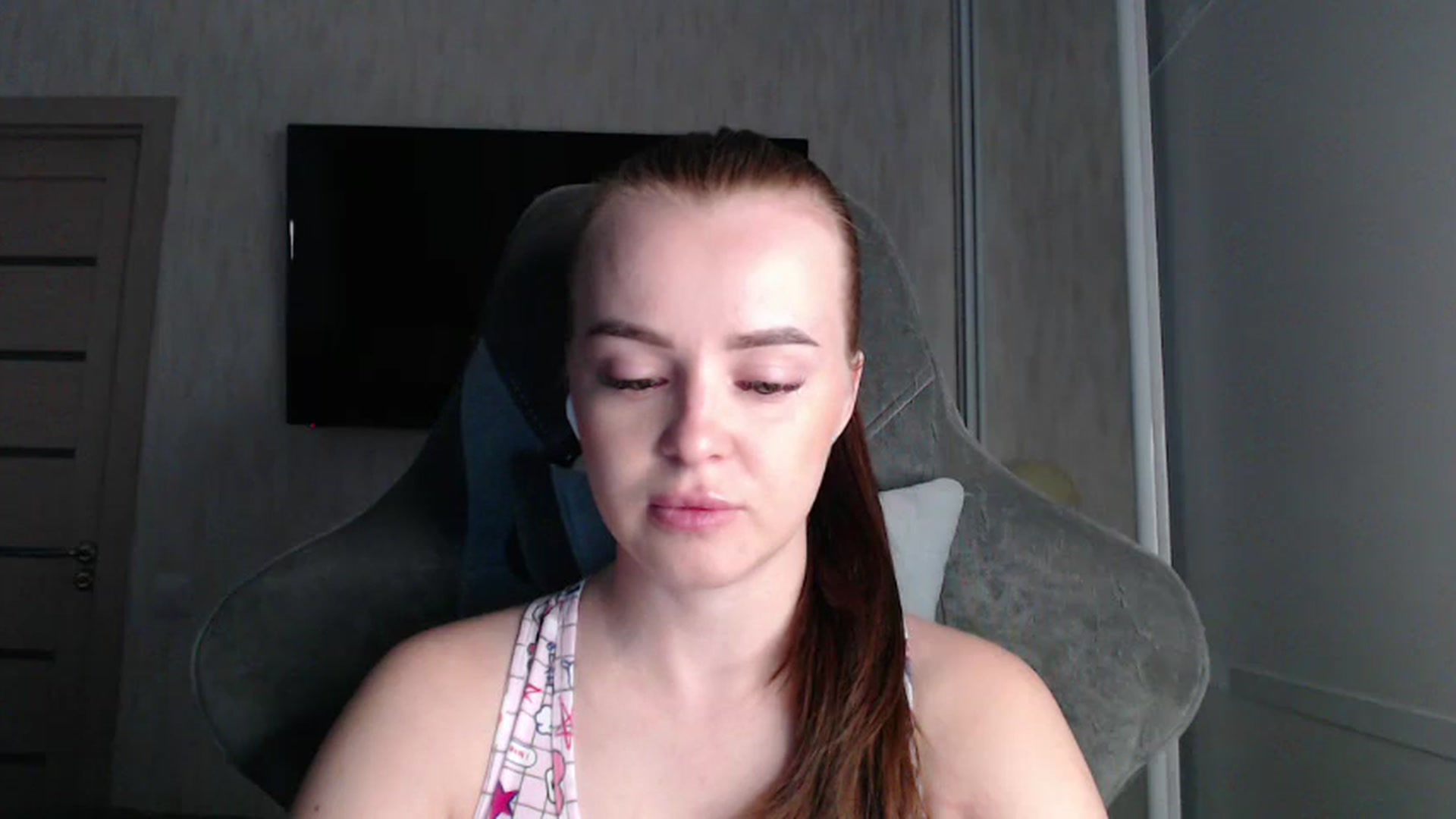 Gallery image thumbnail from BitsyMia's myfreecams stream on, 08/26/2024, 04:40 image 14 of 20