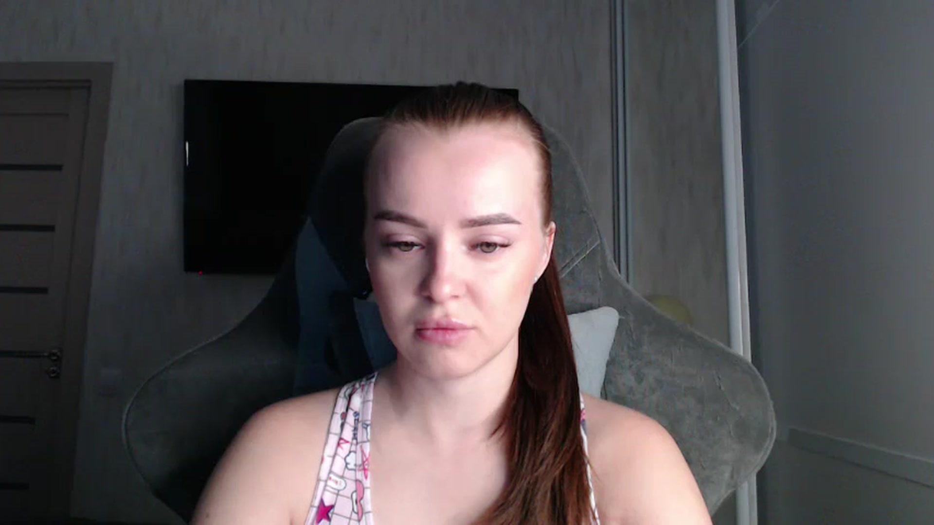 Gallery image thumbnail from BitsyMia's myfreecams stream on, 08/26/2024, 04:40 image 15 of 20