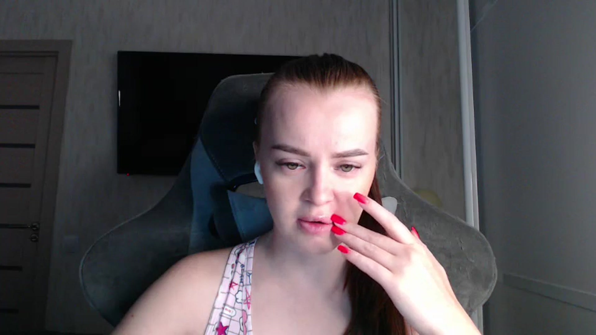Gallery image thumbnail from BitsyMia's myfreecams stream on, 08/26/2024, 04:40 image 11 of 20