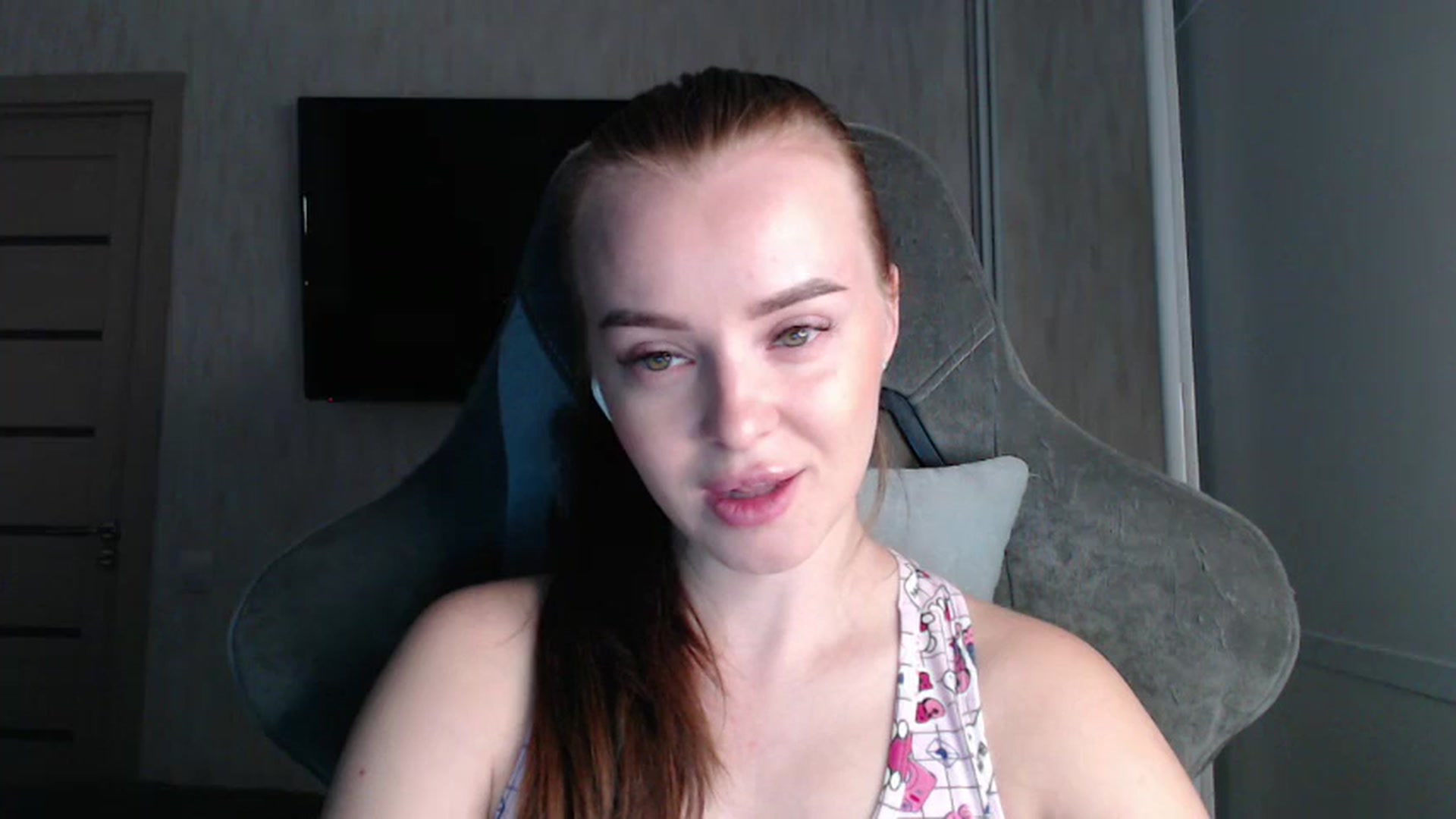 Gallery image thumbnail from BitsyMia's myfreecams stream on, 08/26/2024, 05:10 image 13 of 20