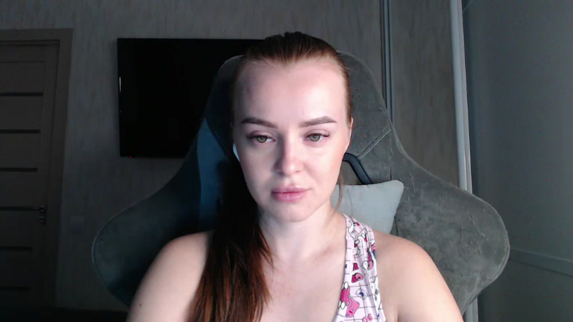 Gallery image thumbnail from BitsyMia's myfreecams stream on, 08/26/2024, 05:10 image 11 of 20