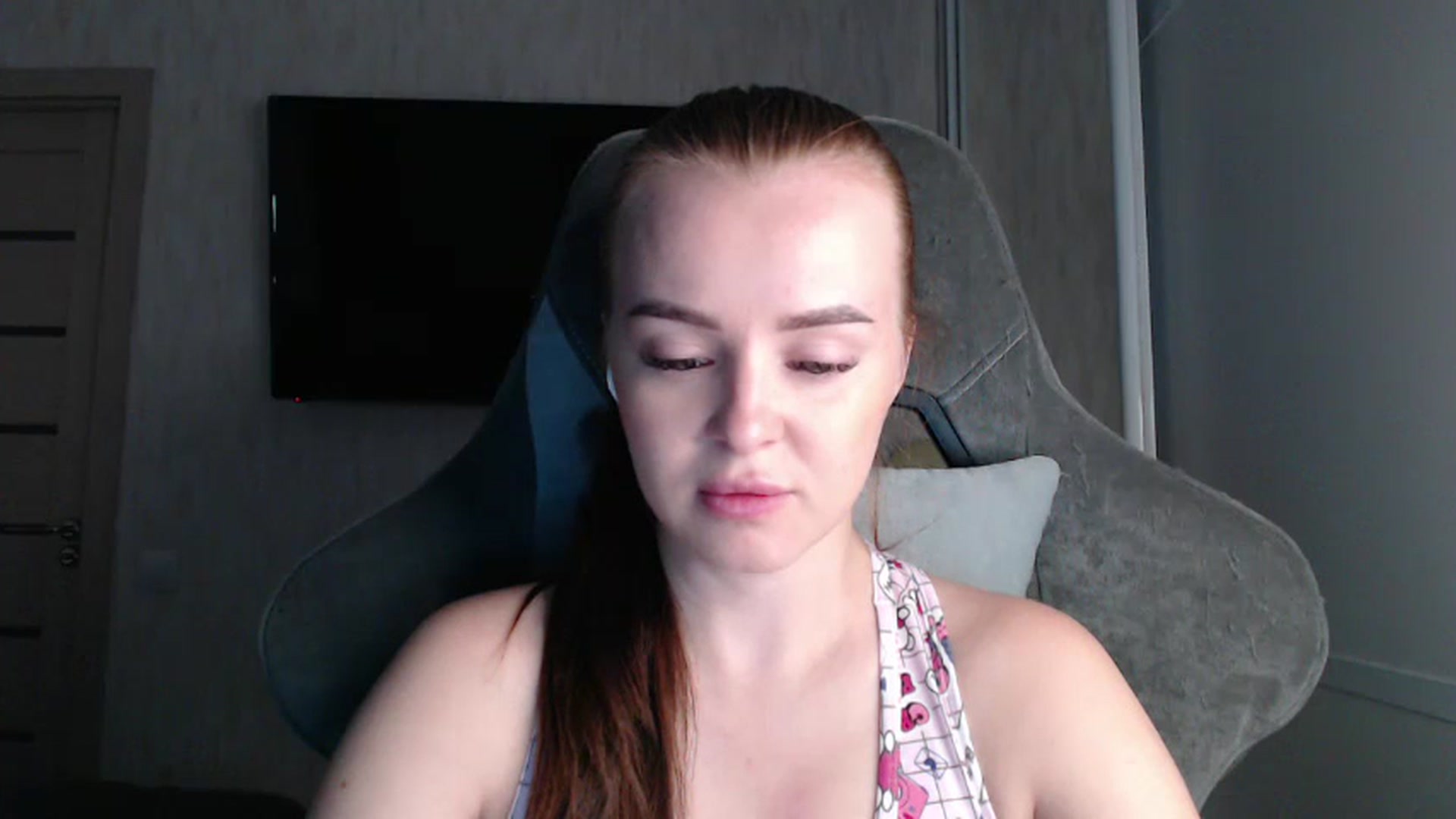 Gallery image thumbnail from BitsyMia's myfreecams stream on, 08/26/2024, 05:54 image 10 of 20