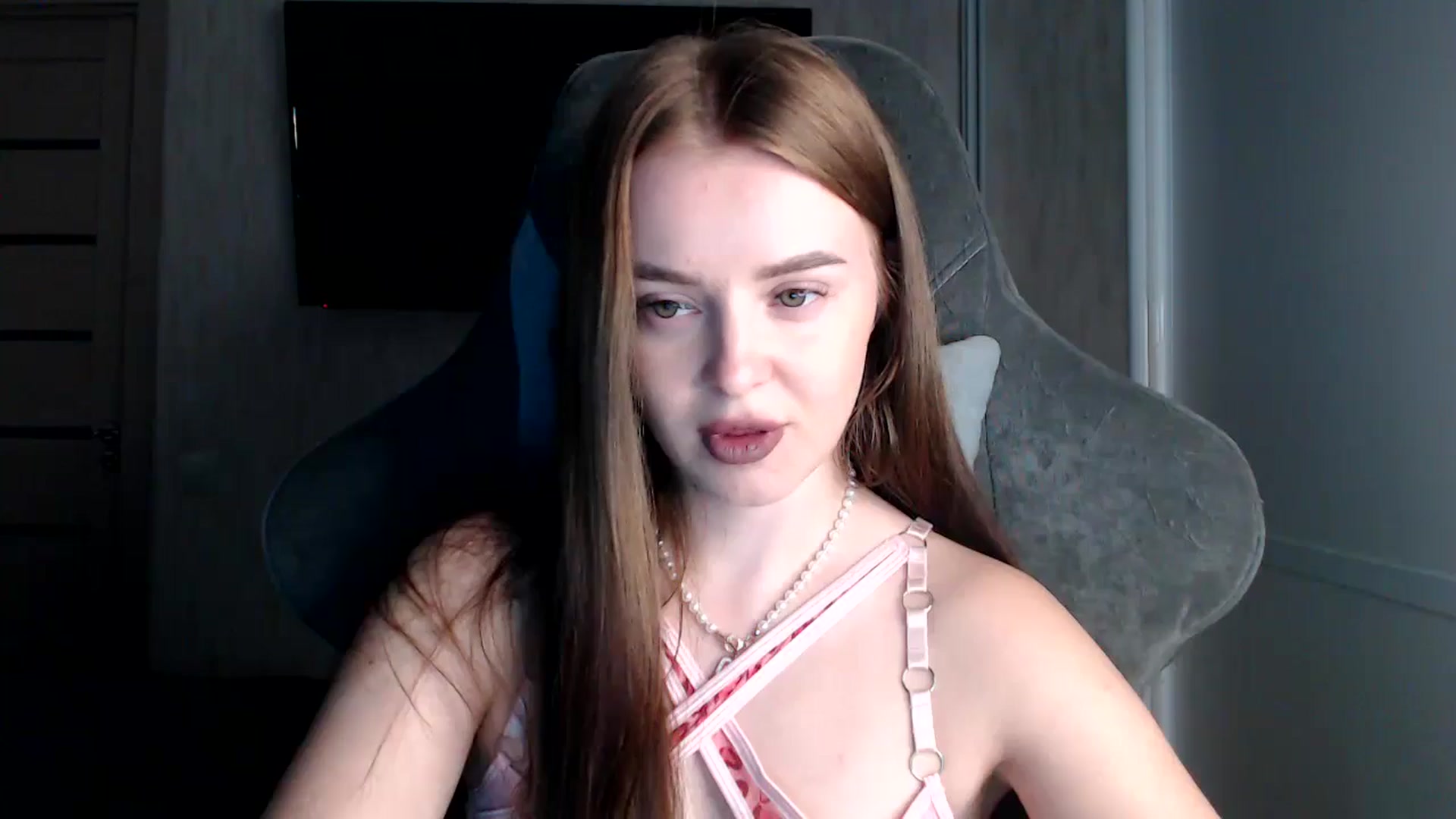 Gallery image thumbnail from BitsyMia's myfreecams stream on, 09/05/2024, 05:13 image 1 of 20