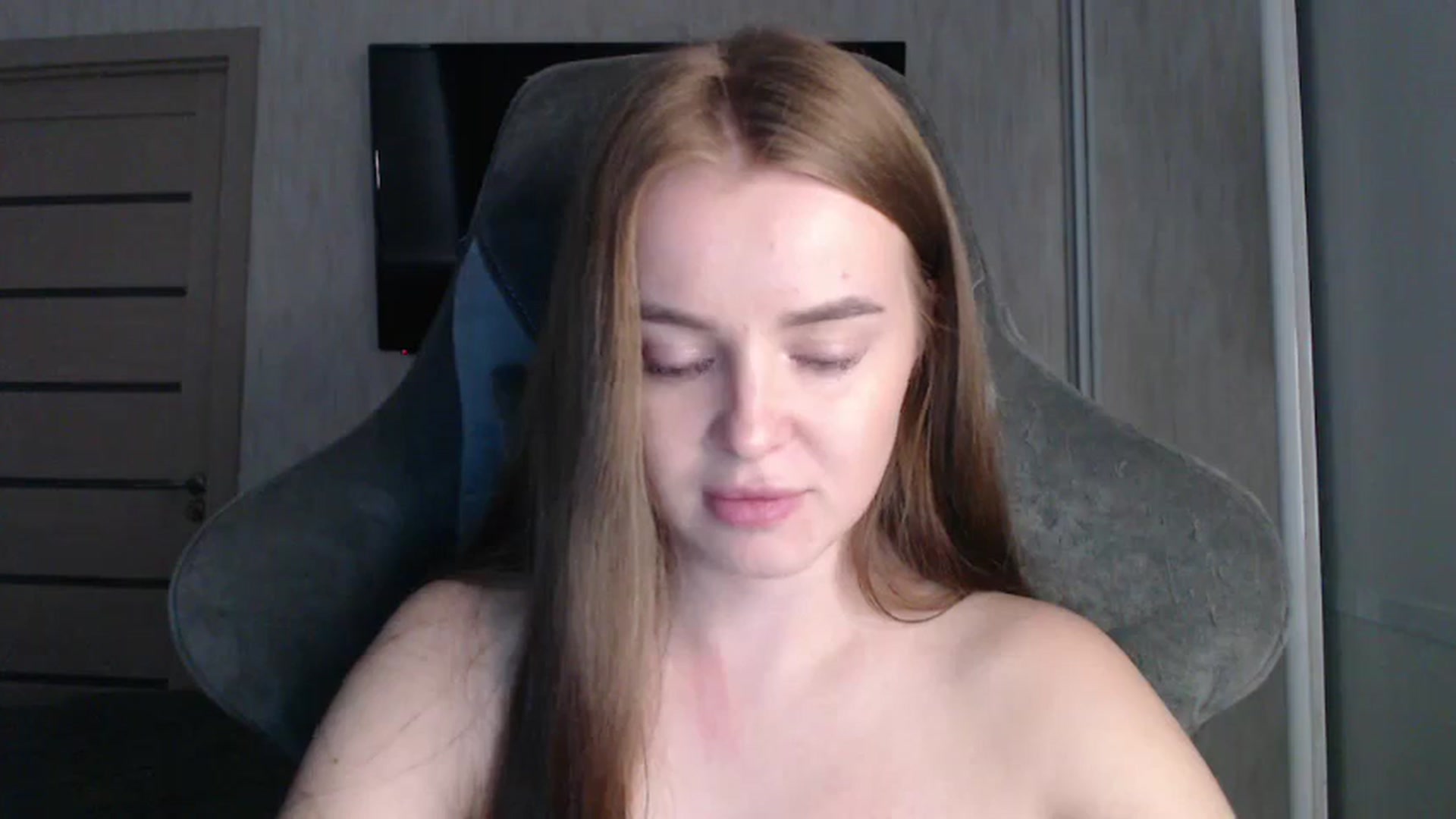 Gallery image thumbnail from BitsyMia's myfreecams stream on, 09/09/2024, 06:45 image 18 of 20