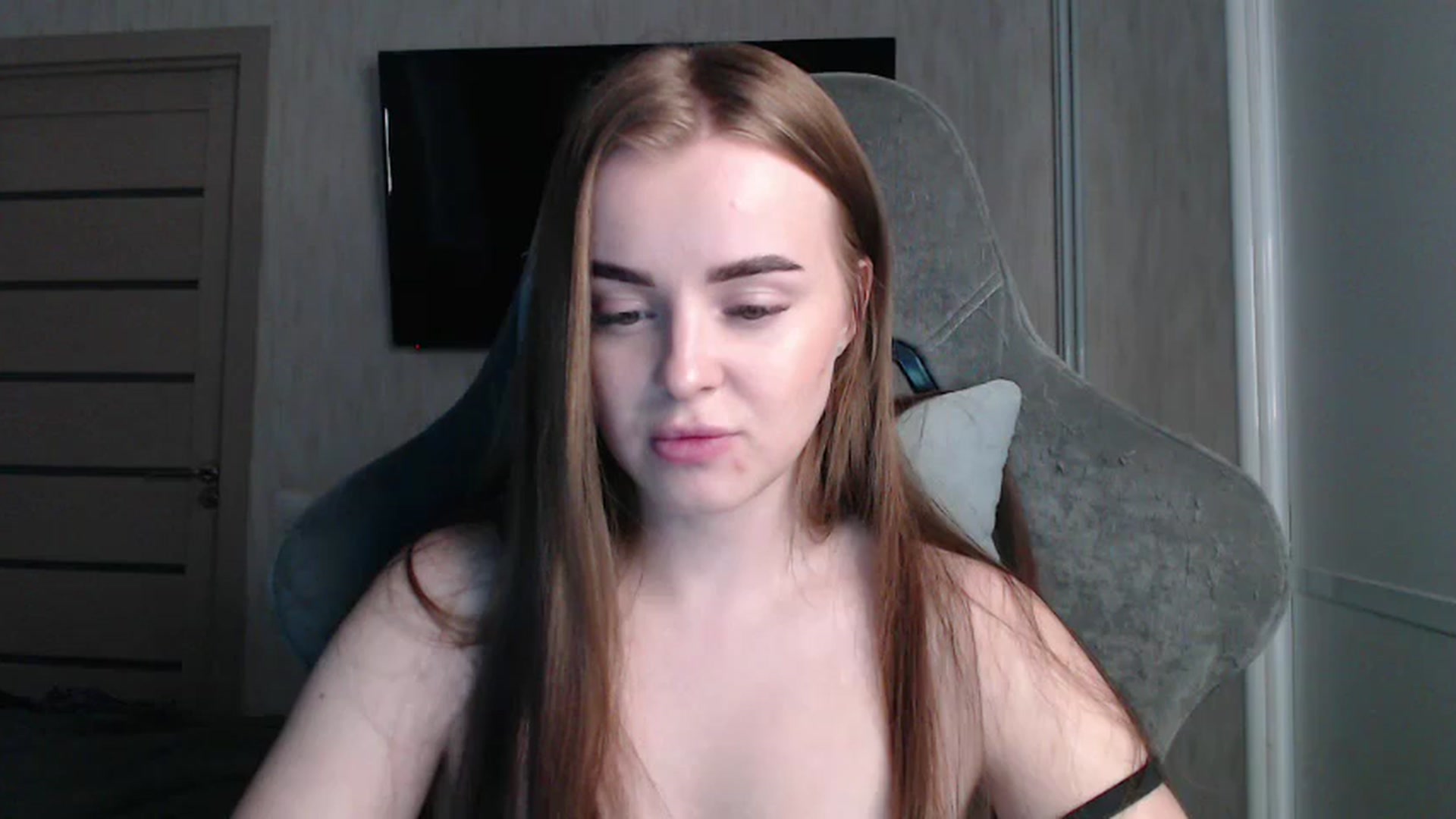 Gallery image thumbnail from BitsyMia's myfreecams stream on, 10/23/2024, 06:30 image 17 of 20