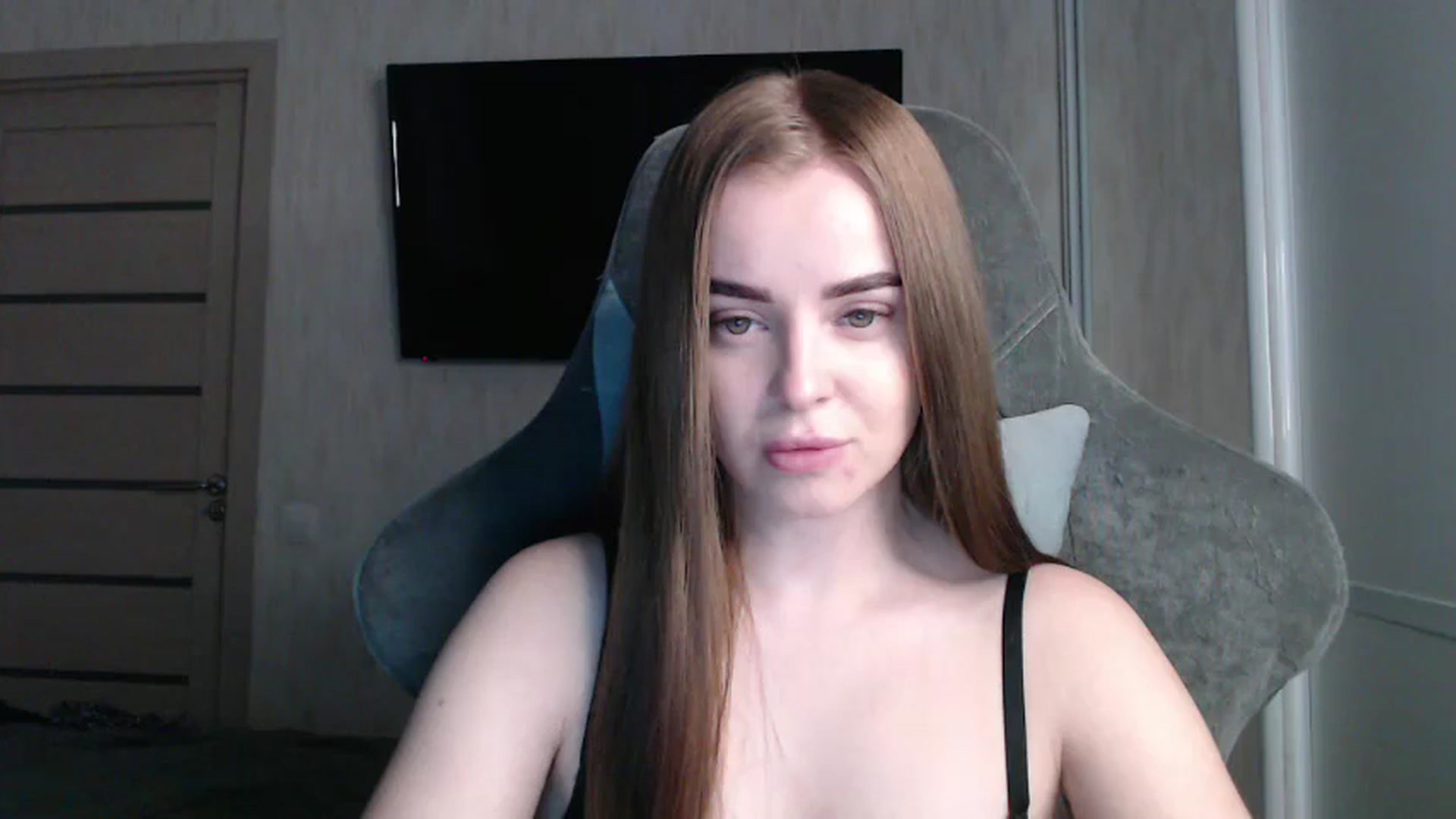 Gallery image thumbnail from BitsyMia's myfreecams stream on, 10/23/2024, 06:30 image 1 of 20