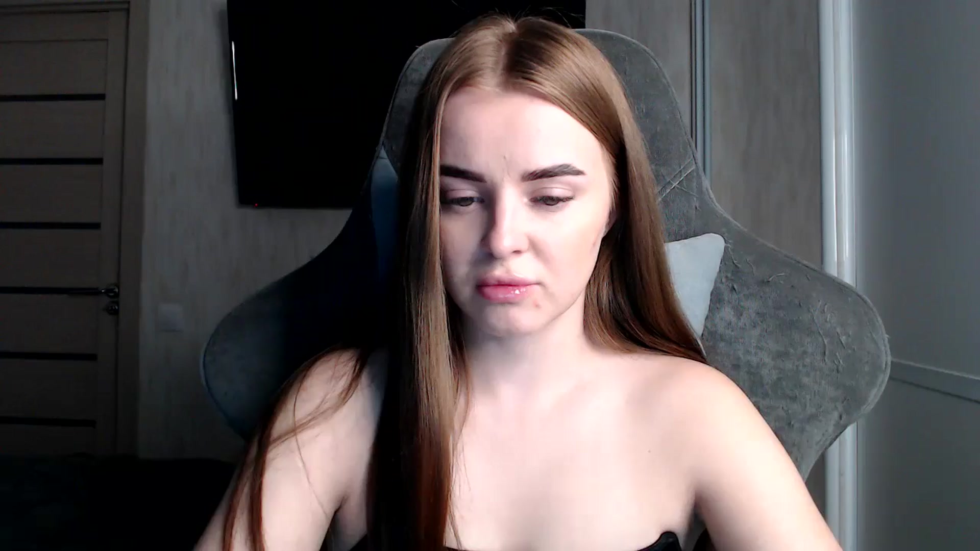 Gallery image thumbnail from BitsyMia's myfreecams stream on, 10/24/2024, 06:28 image 1 of 20