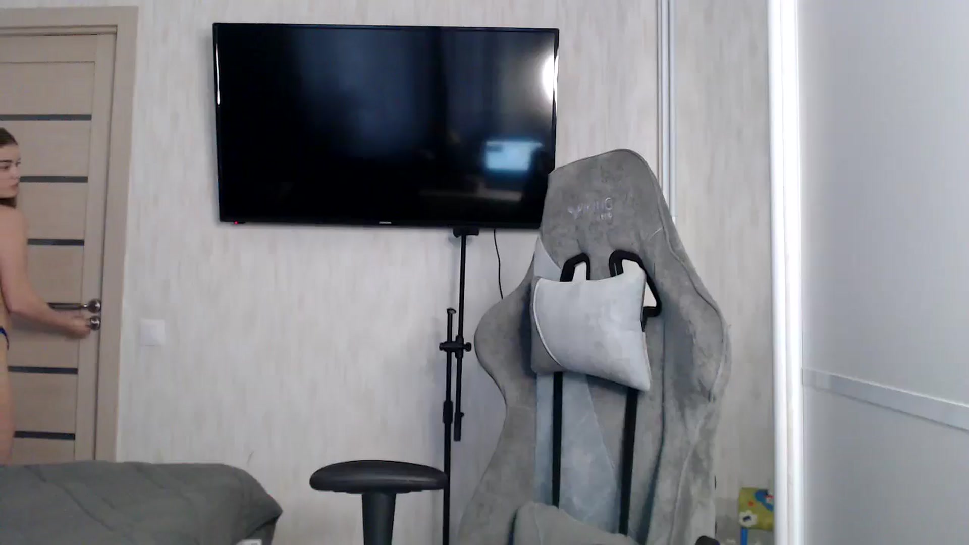 Gallery image thumbnail from BitsyMia's myfreecams stream on, 12/18/2024, 05:22 image 20 of 20