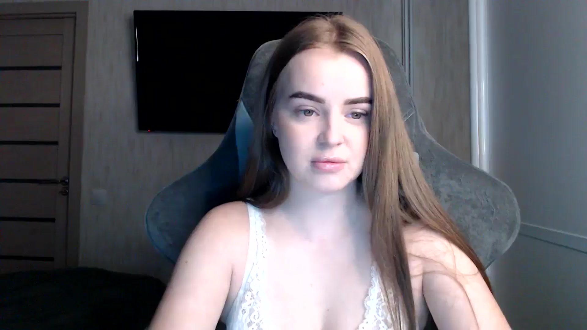 Gallery image thumbnail from BitsyMia's myfreecams stream on, 12/19/2024, 02:27 image 8 of 20