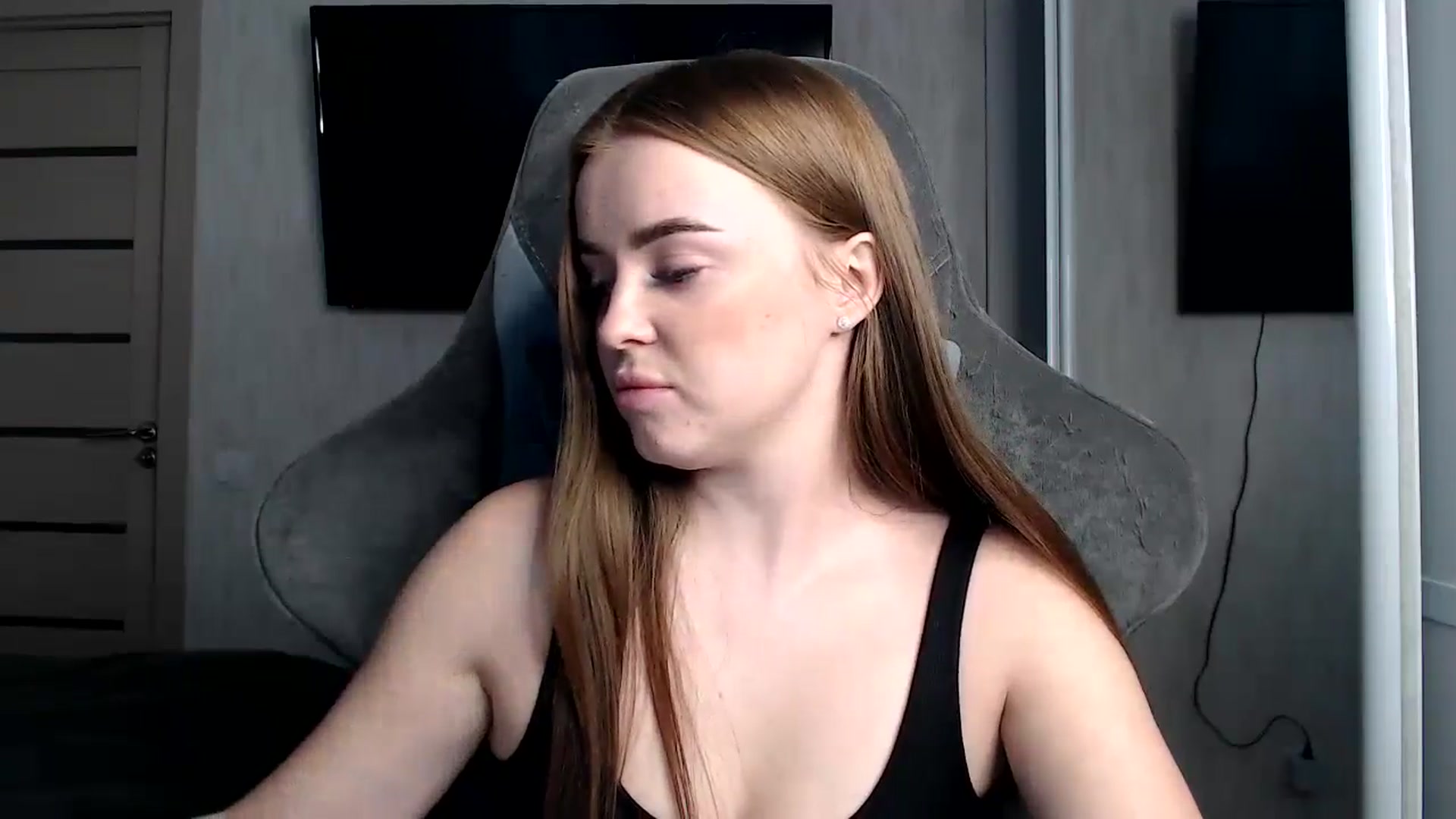 Gallery image thumbnail from BitsyMia's myfreecams stream on, 12/23/2024, 06:07 image 9 of 20