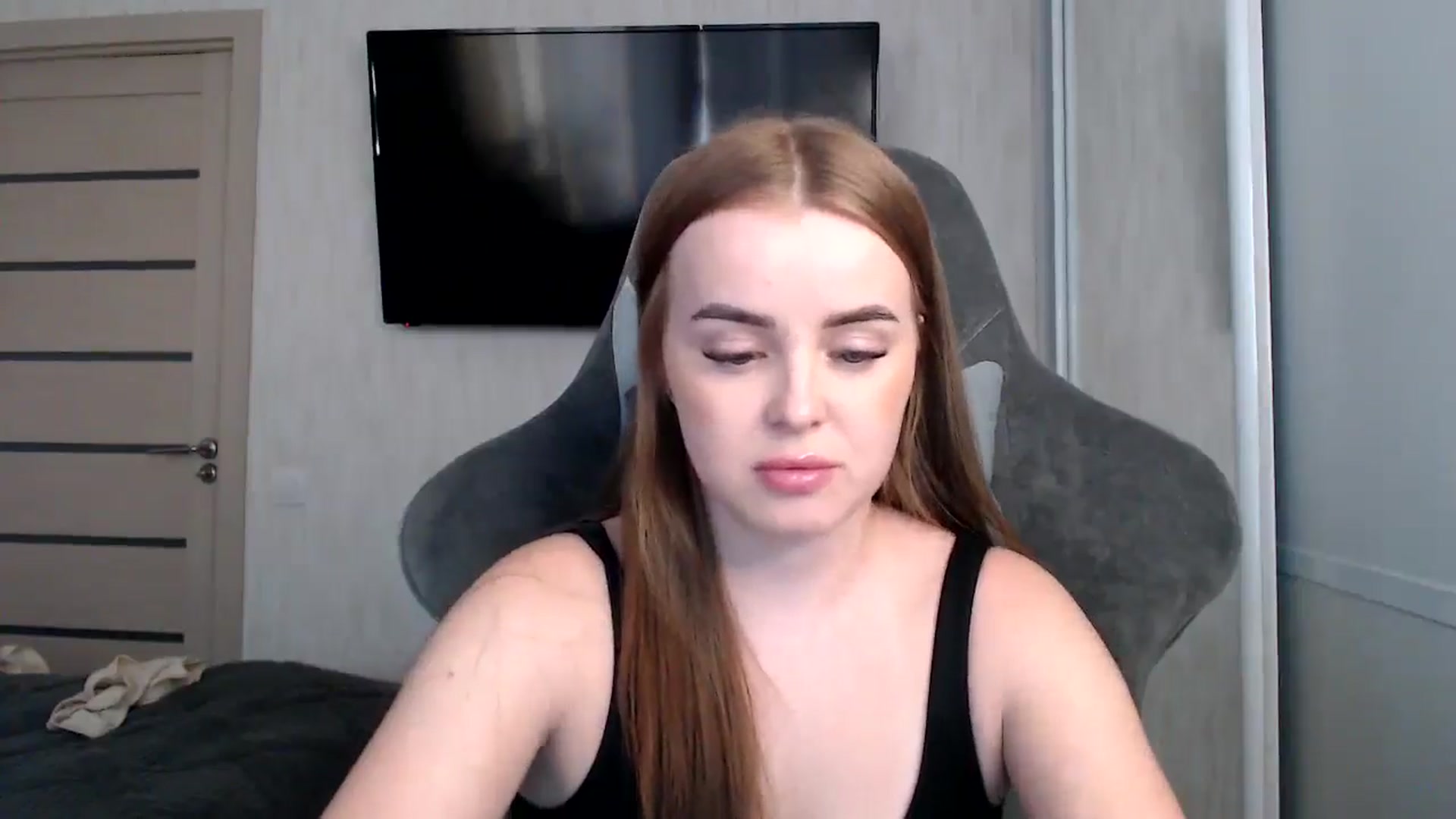 Gallery image thumbnail from BitsyMia's myfreecams stream on, 12/24/2024, 08:07 image 20 of 20