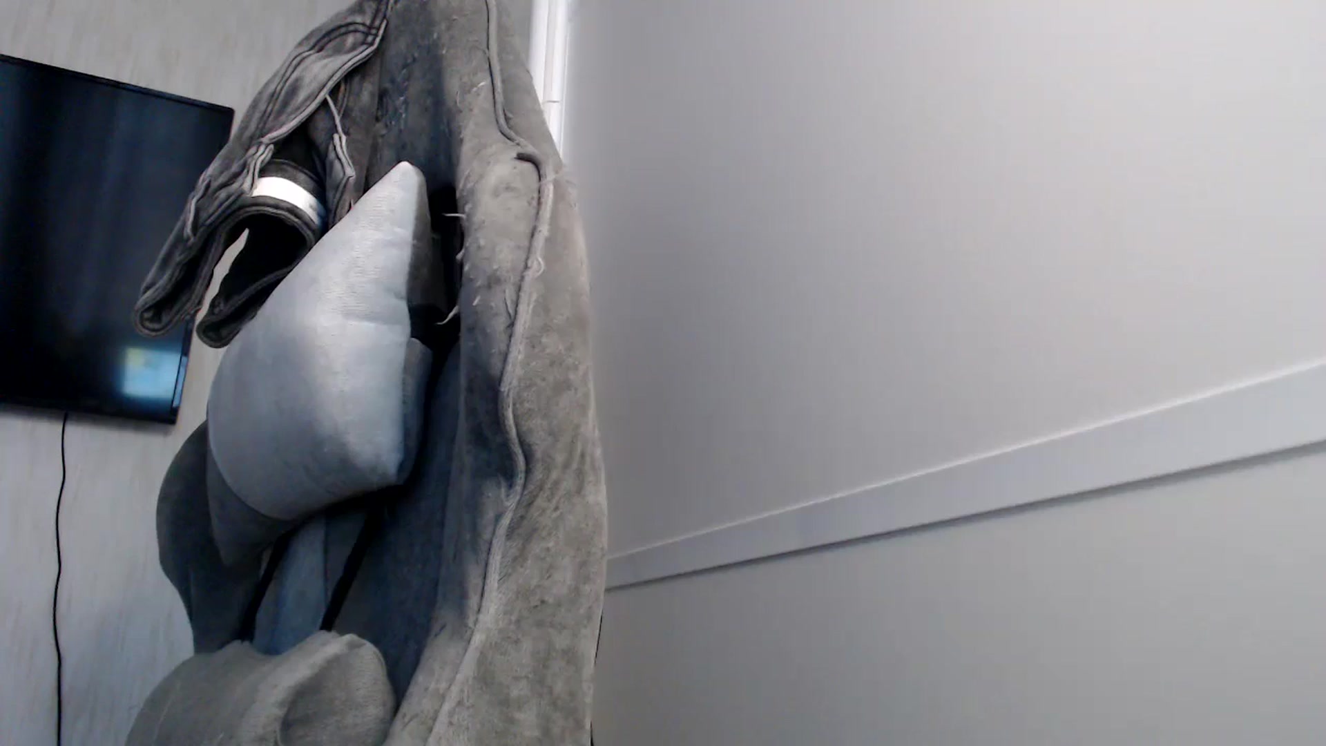 Gallery image thumbnail from BitsyMia's myfreecams stream on, 12/26/2024, 06:06 image 11 of 20