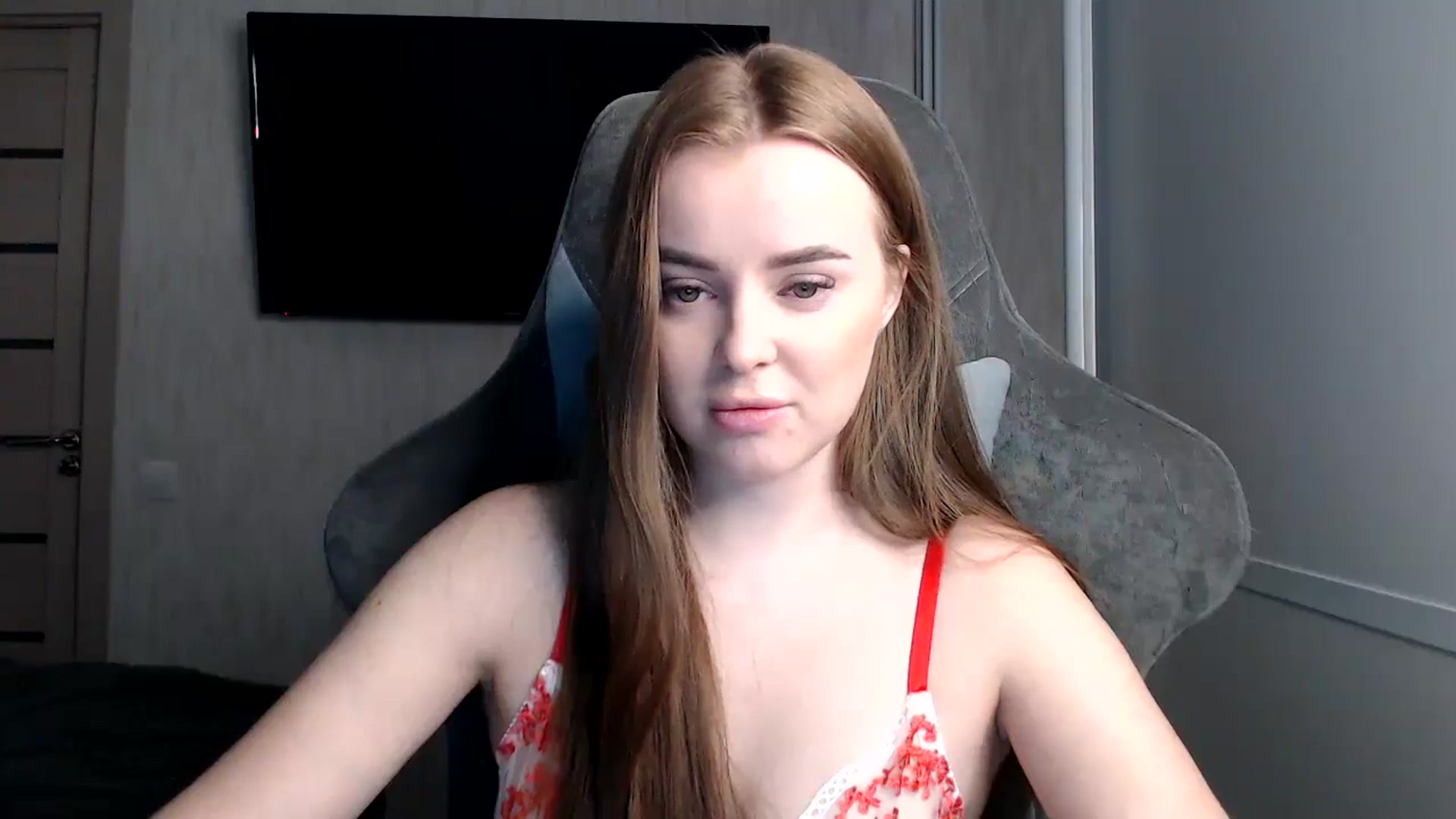 Gallery image thumbnail from BitsyMia's myfreecams stream on, 01/04/2025, 04:53 image 9 of 20