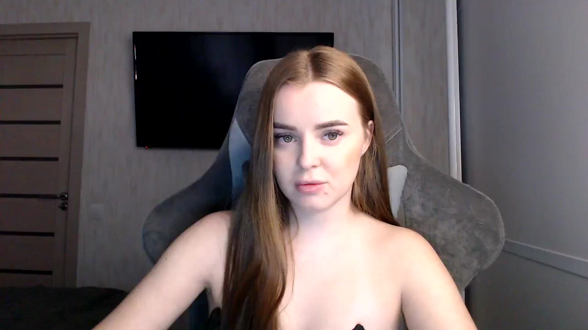 Gallery image thumbnail from BitsyMia's myfreecams stream on, 01/05/2025, 06:07 image 1 of 20
