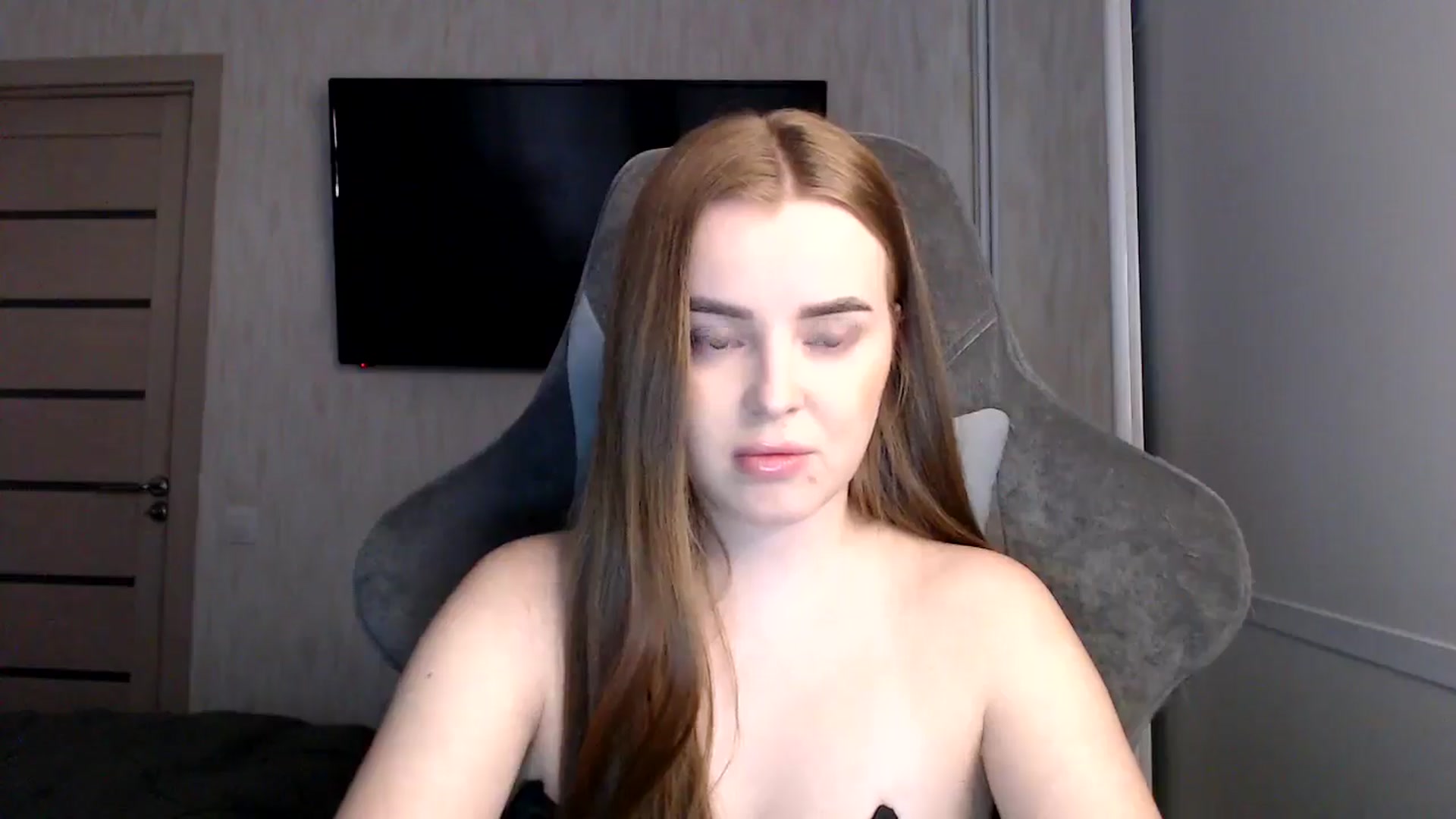 Gallery image thumbnail from BitsyMia's myfreecams stream on, 01/05/2025, 06:07 image 2 of 20