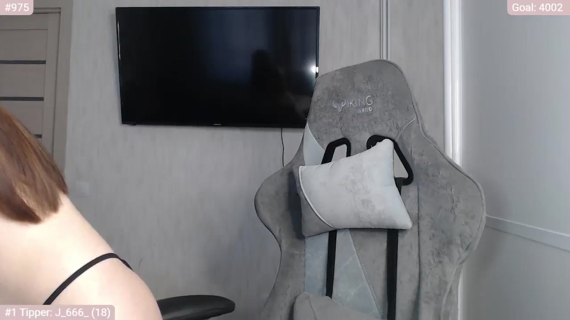 Gallery image thumbnail from BitsyMia's myfreecams stream on, 03/29/2025, 06:27 image 3 of 20