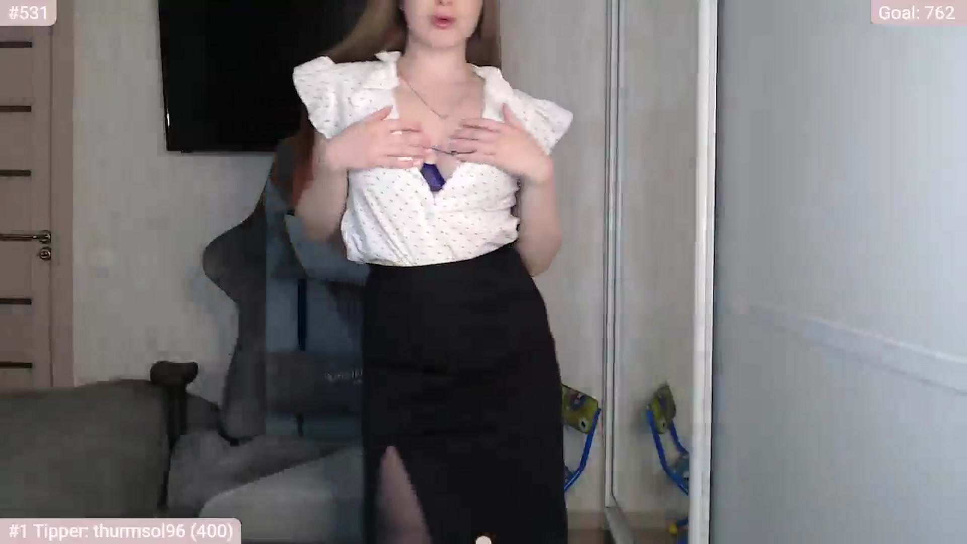 Gallery image thumbnail from BitsyMia's myfreecams stream on, 05/03/2025, 06:41 image 19 of 20