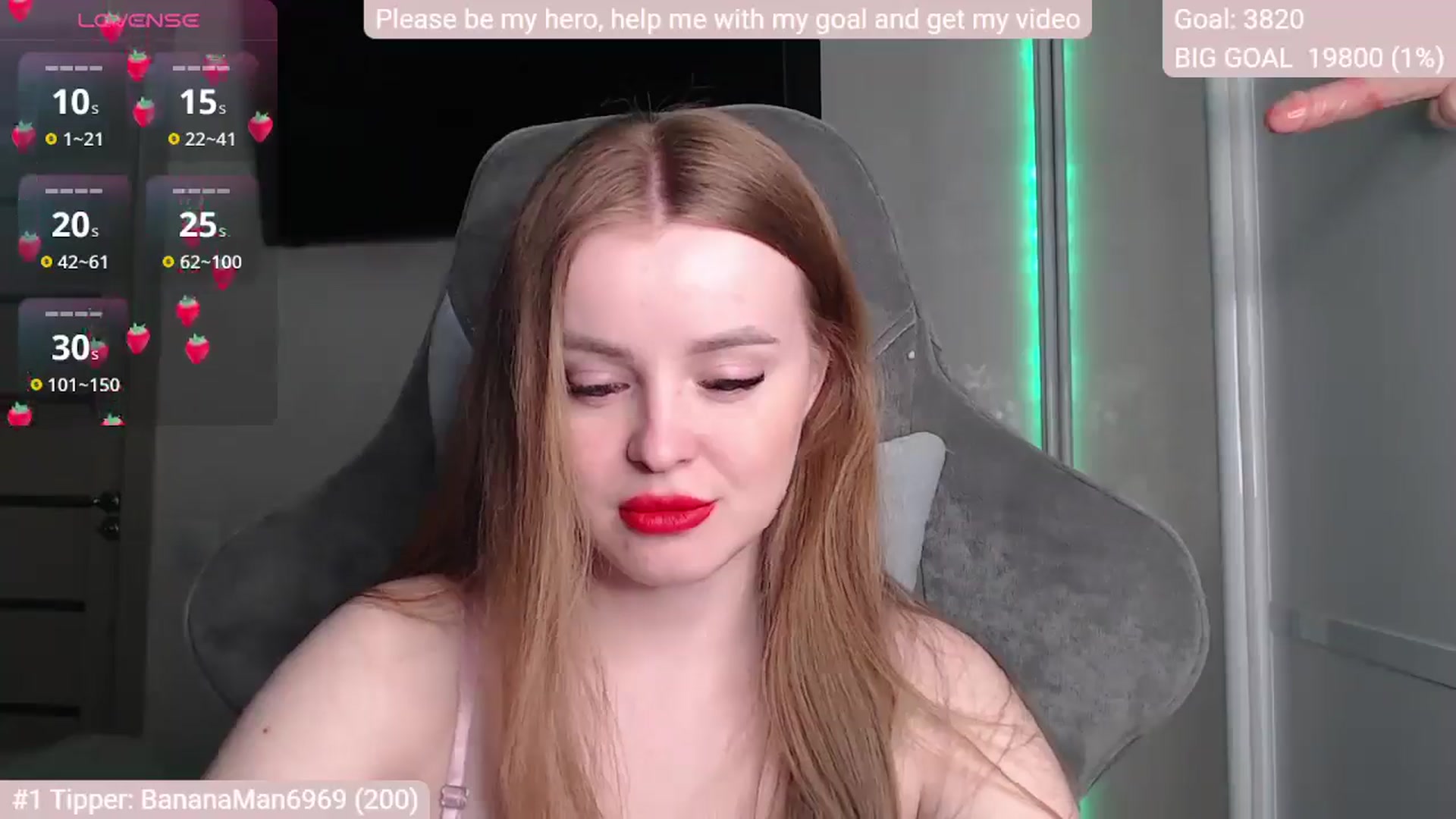 Gallery image thumbnail from BitsyMia's myfreecams stream on, 04/14/2026, 05:08 image 15 of 20