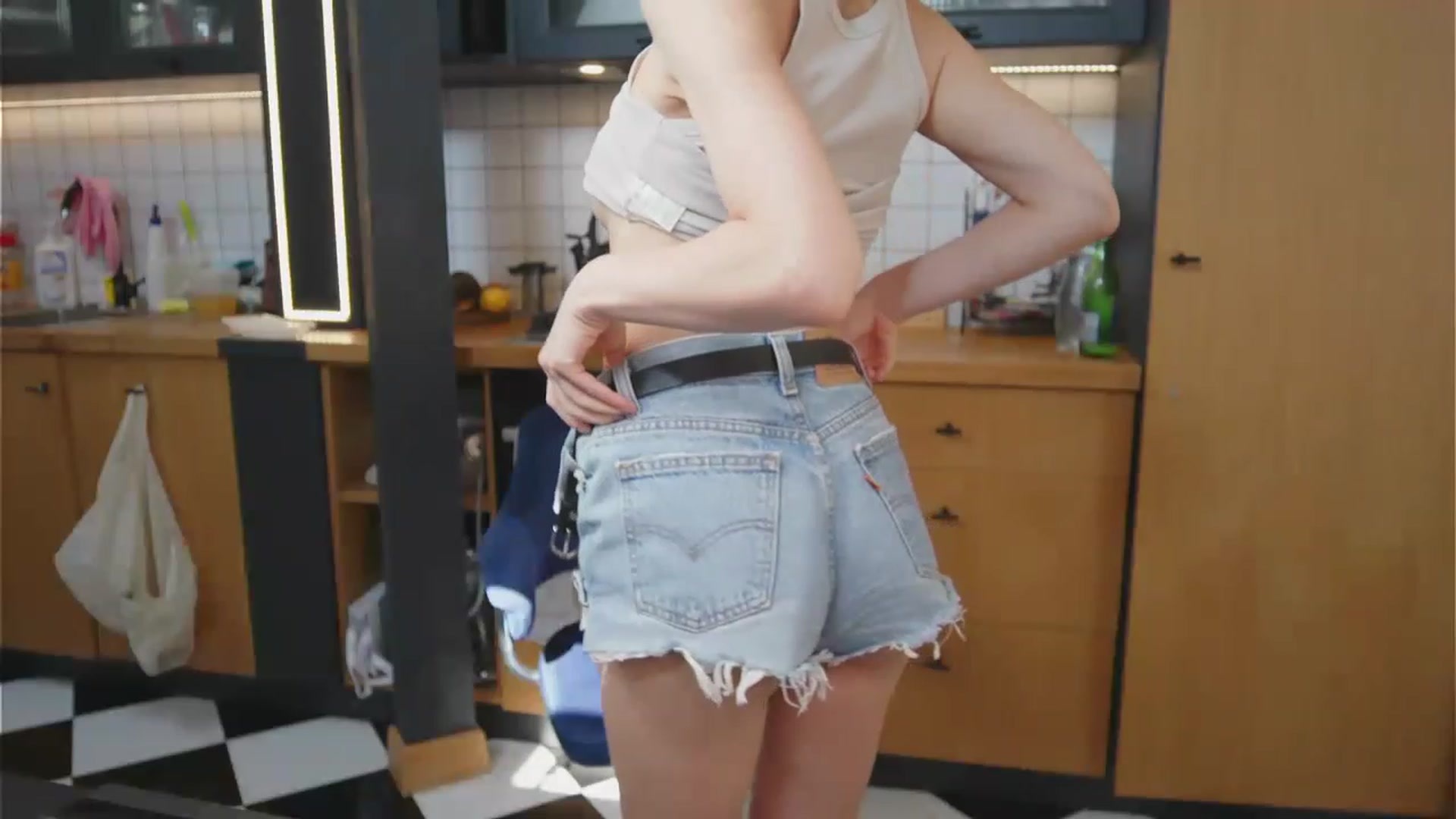 Gallery image thumbnail from BitterTease's myfreecams stream on, 08/29/2023, 12:44 image 15 of 20