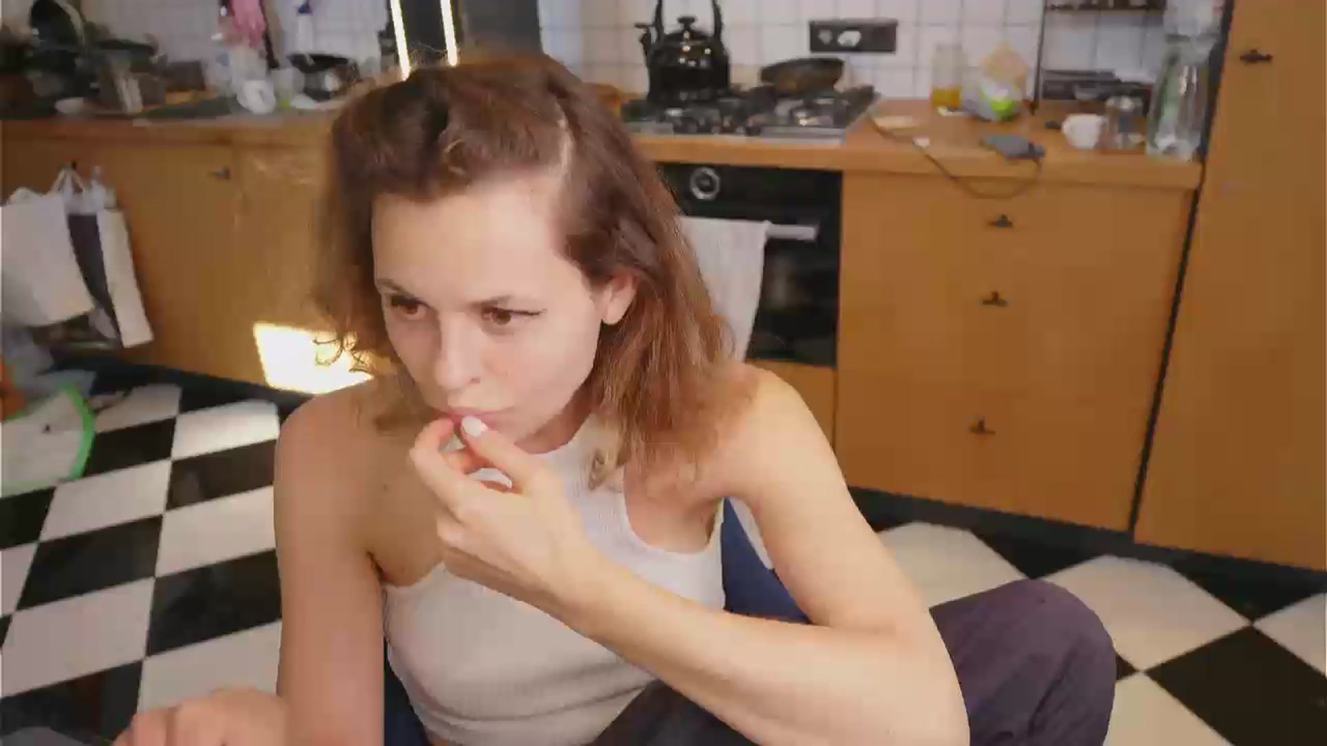 Gallery image thumbnail from BitterTease's myfreecams stream on, 09/27/2023, 11:48 image 8 of 20