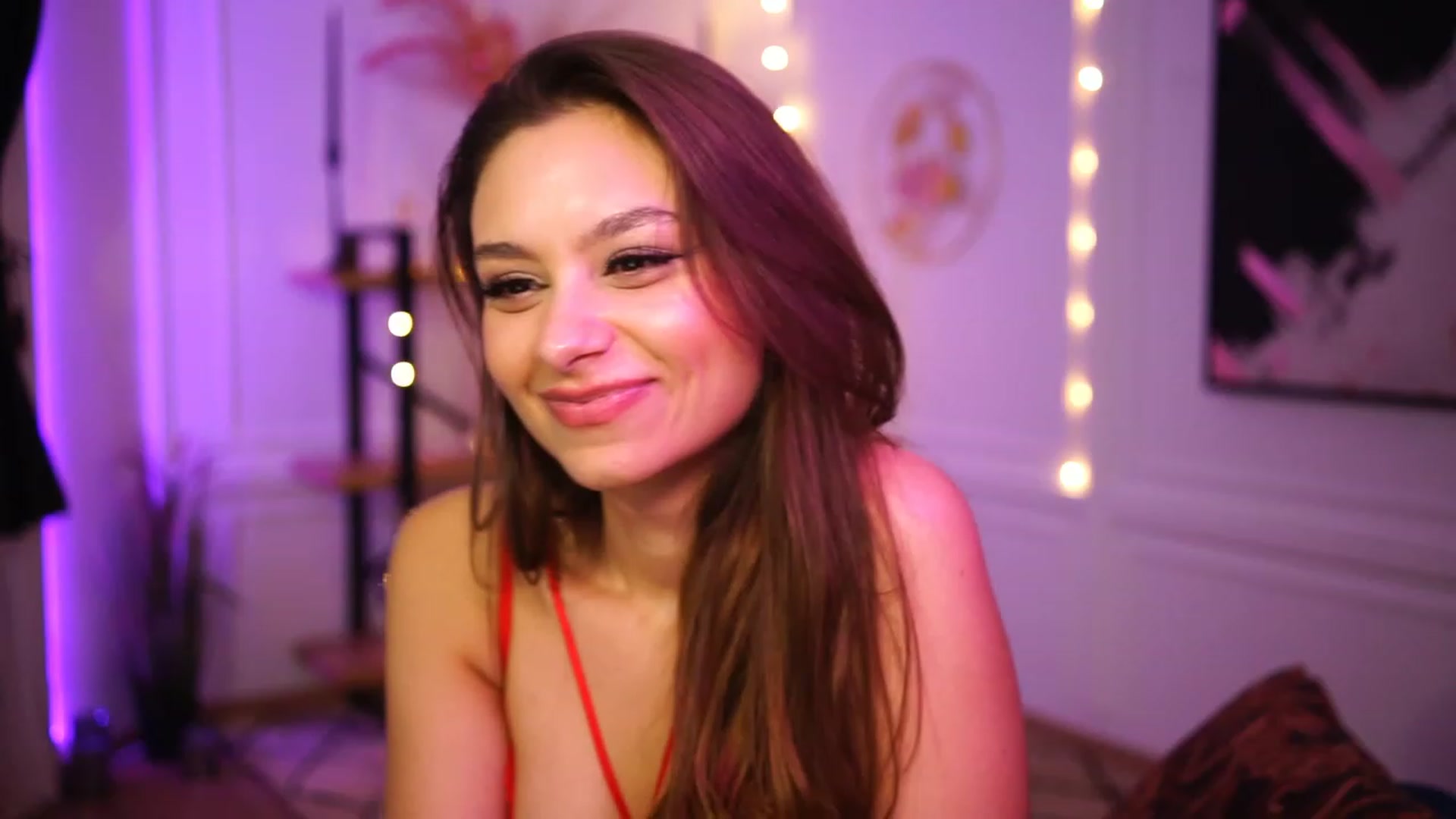 Gallery image thumbnail from Bitter_Mooon's myfreecams stream on, 03/15/2023, 15:09 image 20 of 20