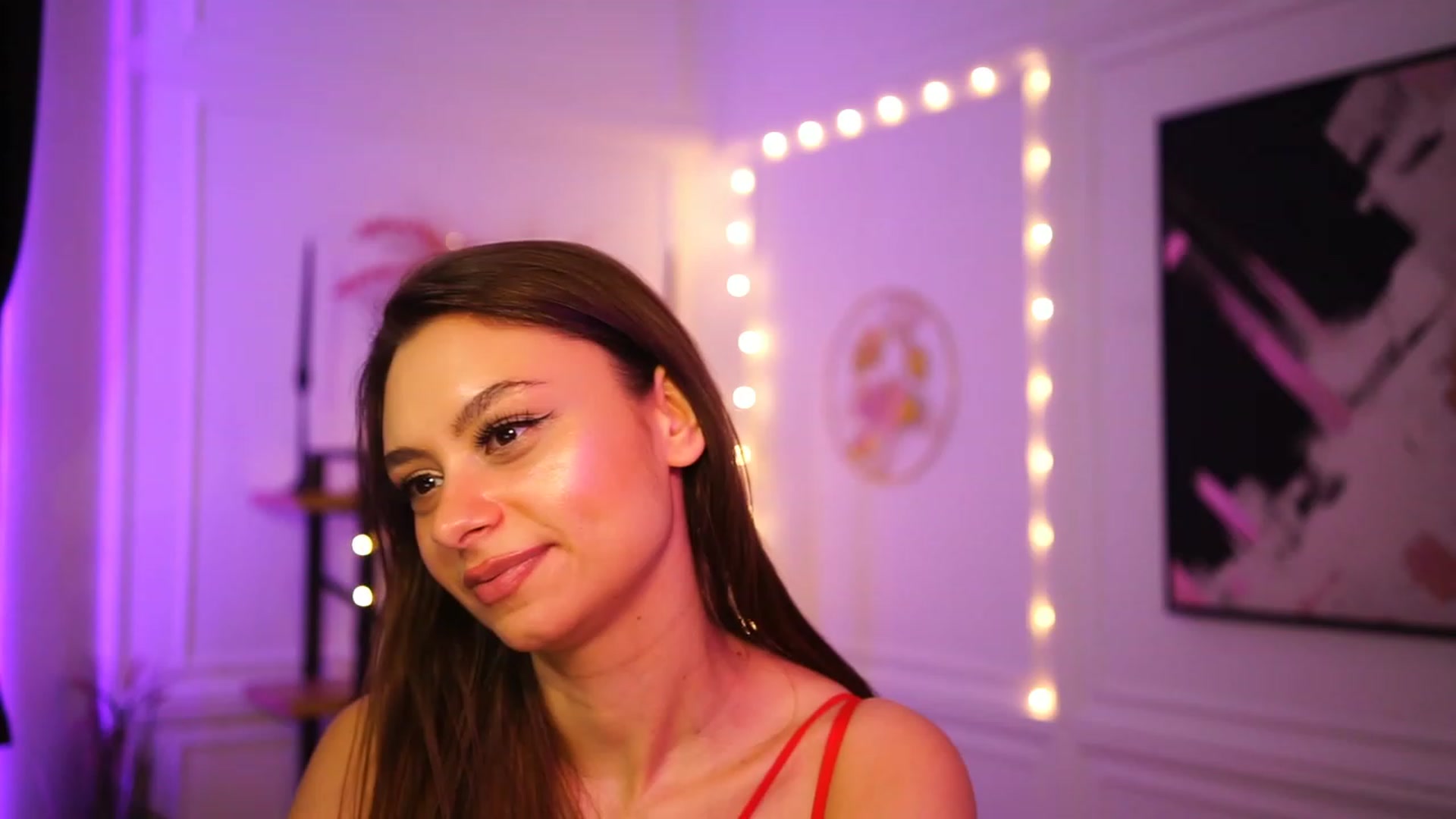 Gallery image thumbnail from Bitter_Mooon's myfreecams stream on, 03/16/2023, 10:18 image 15 of 20