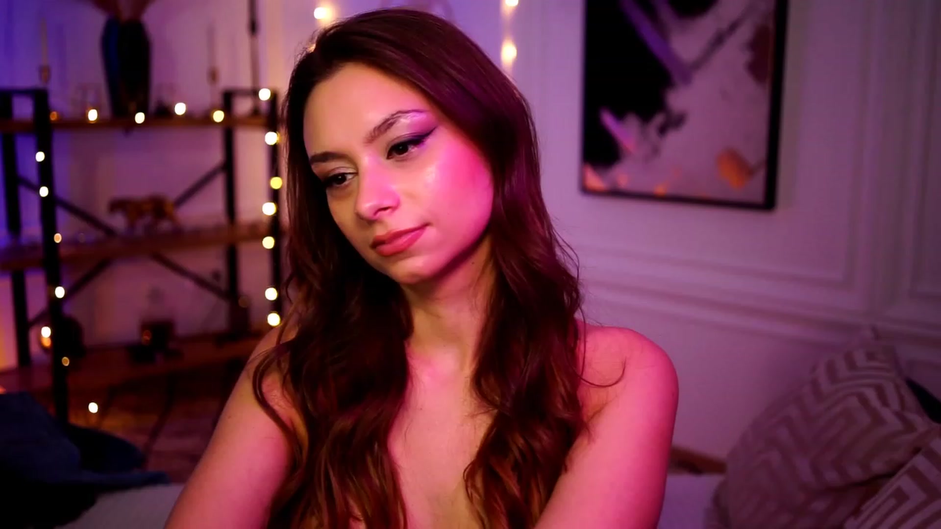 Gallery image thumbnail from Bitter_Mooon's myfreecams stream on, 04/06/2023, 14:43 image 18 of 20