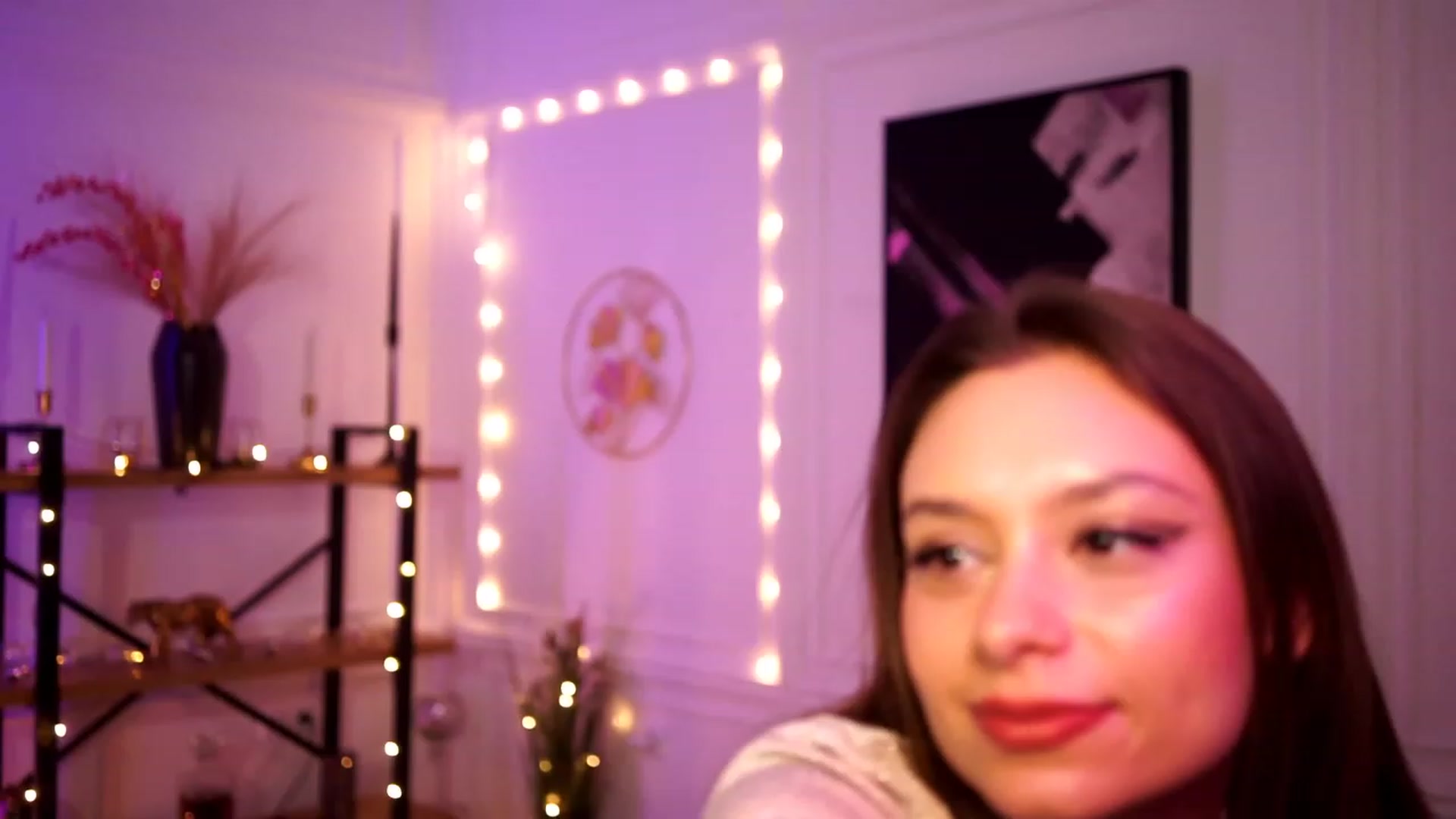 Gallery image thumbnail from Bitter_Mooon's myfreecams stream on, 04/18/2023, 15:35 image 2 of 20