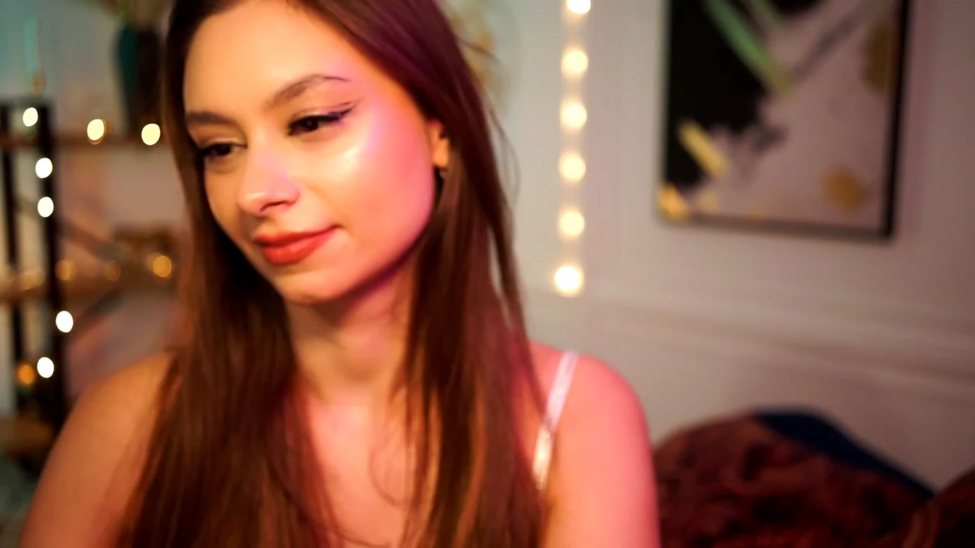 Gallery image thumbnail from Bitter_Mooon's myfreecams stream on, 04/24/2023, 20:00 image 11 of 20