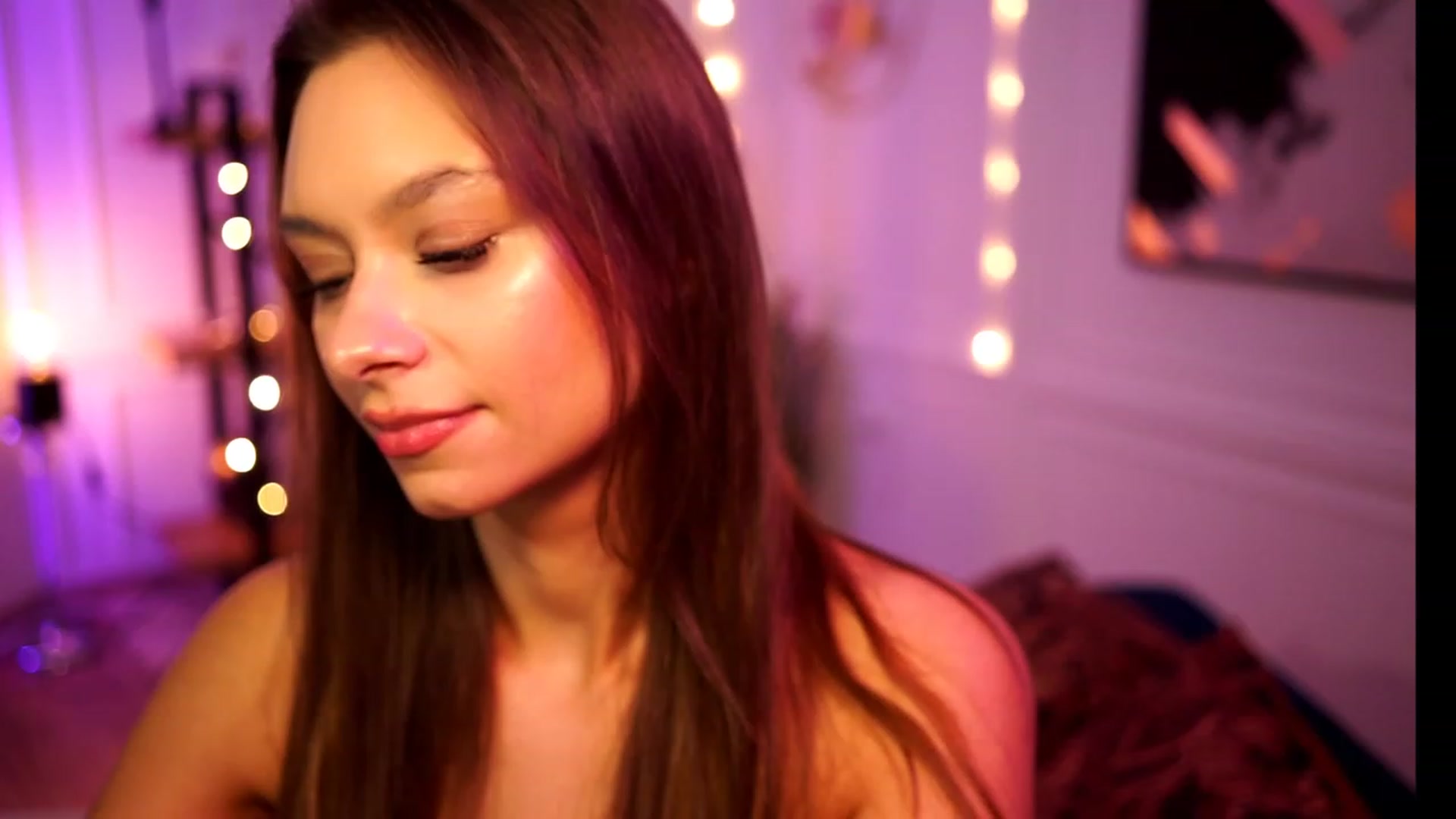 Gallery image thumbnail from Bitter_Mooon's myfreecams stream on, 04/29/2023, 12:14 image 17 of 20