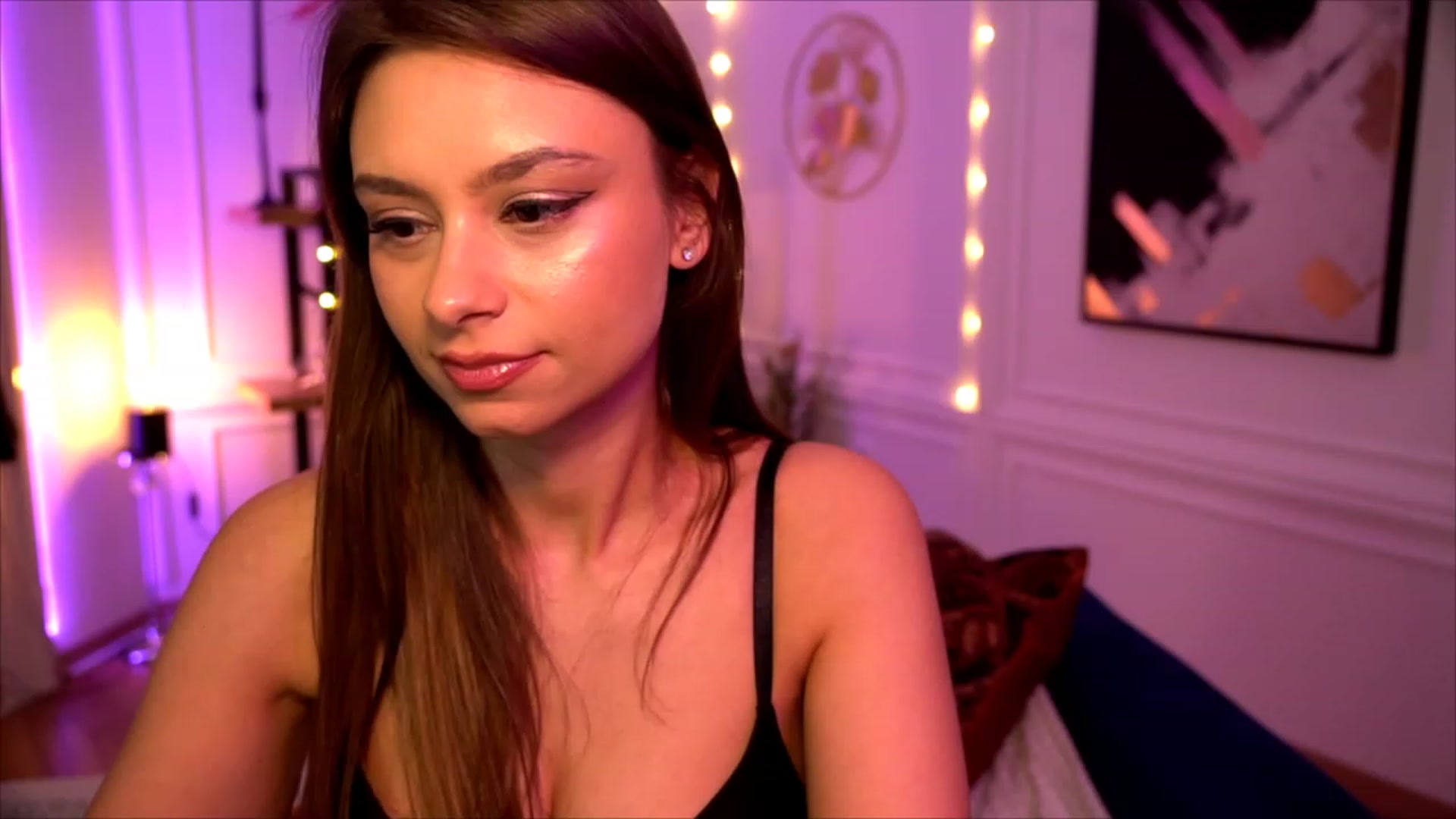 Gallery image thumbnail from Bitter_Mooon's myfreecams stream on, 05/07/2023, 20:13 image 2 of 20