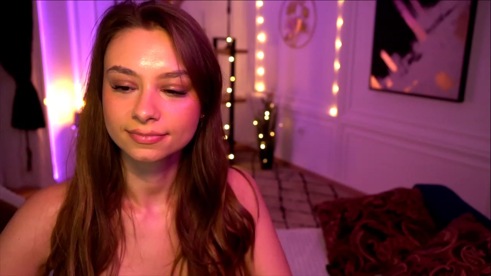 Gallery image thumbnail from Bitter_Mooon's myfreecams stream on, 05/14/2023, 14:28 image 18 of 20