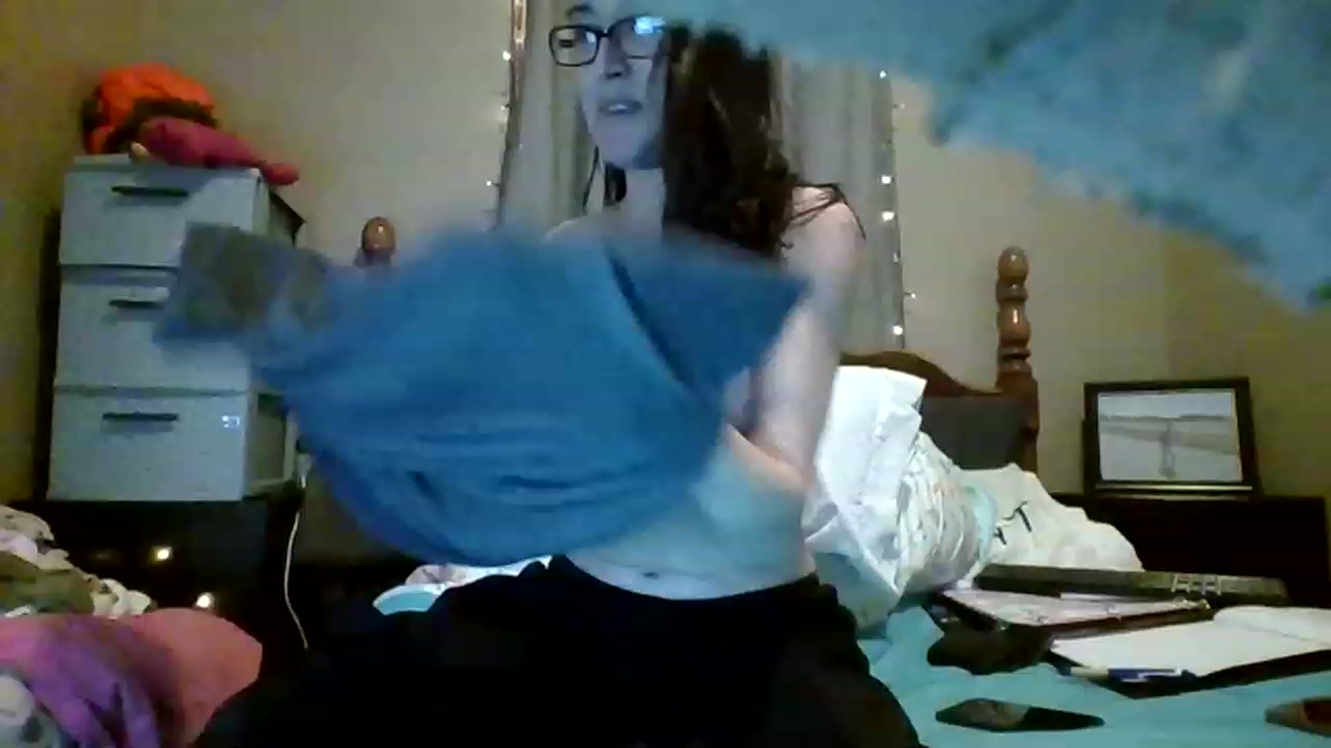 Gallery image thumbnail from BizKat's myfreecams stream on, 11/17/2022, 20:59 image 17 of 20
