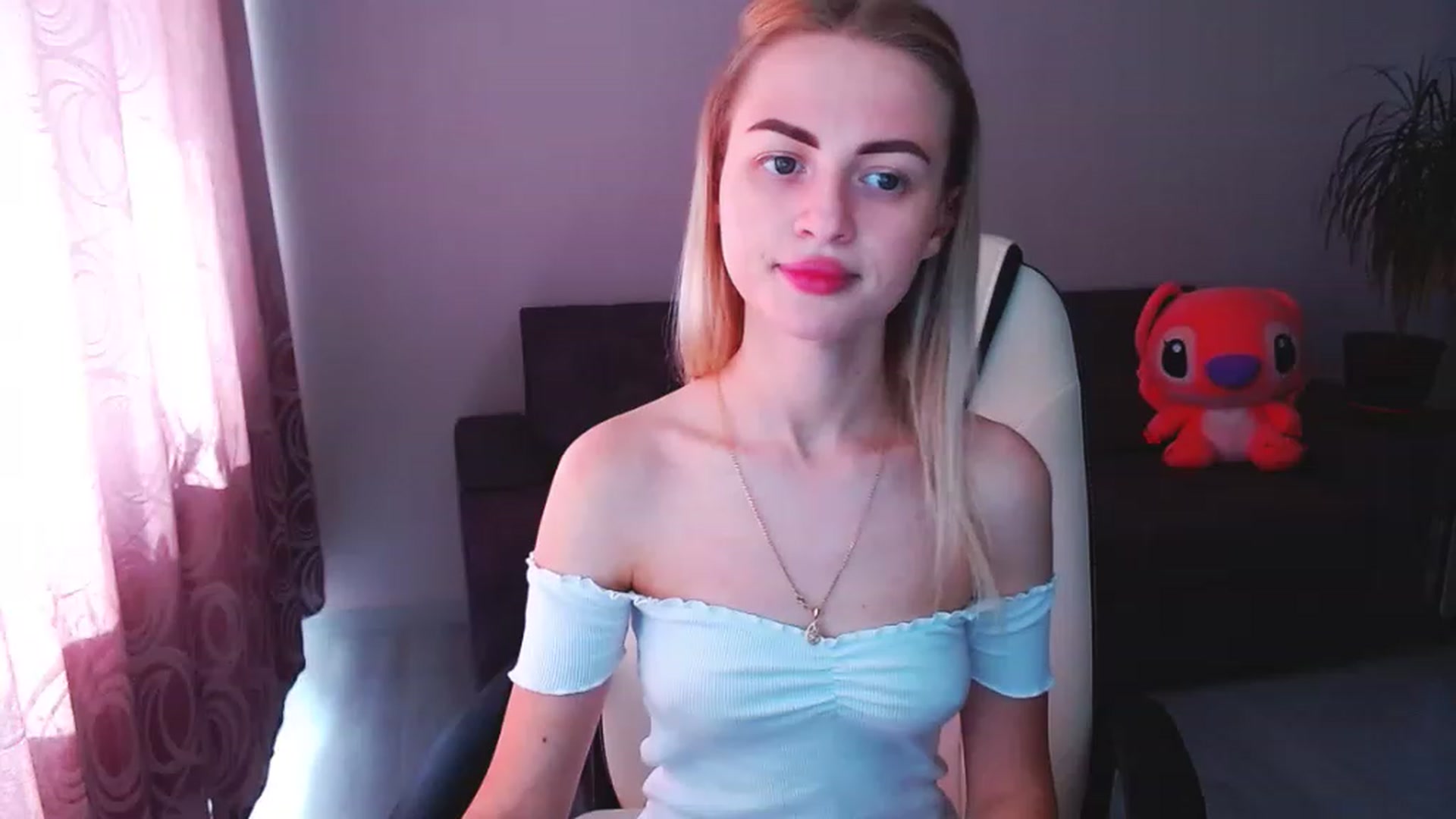 Gallery image thumbnail from BlackLovee's myfreecams stream on, 06/22/2023, 12:15 image 16 of 20